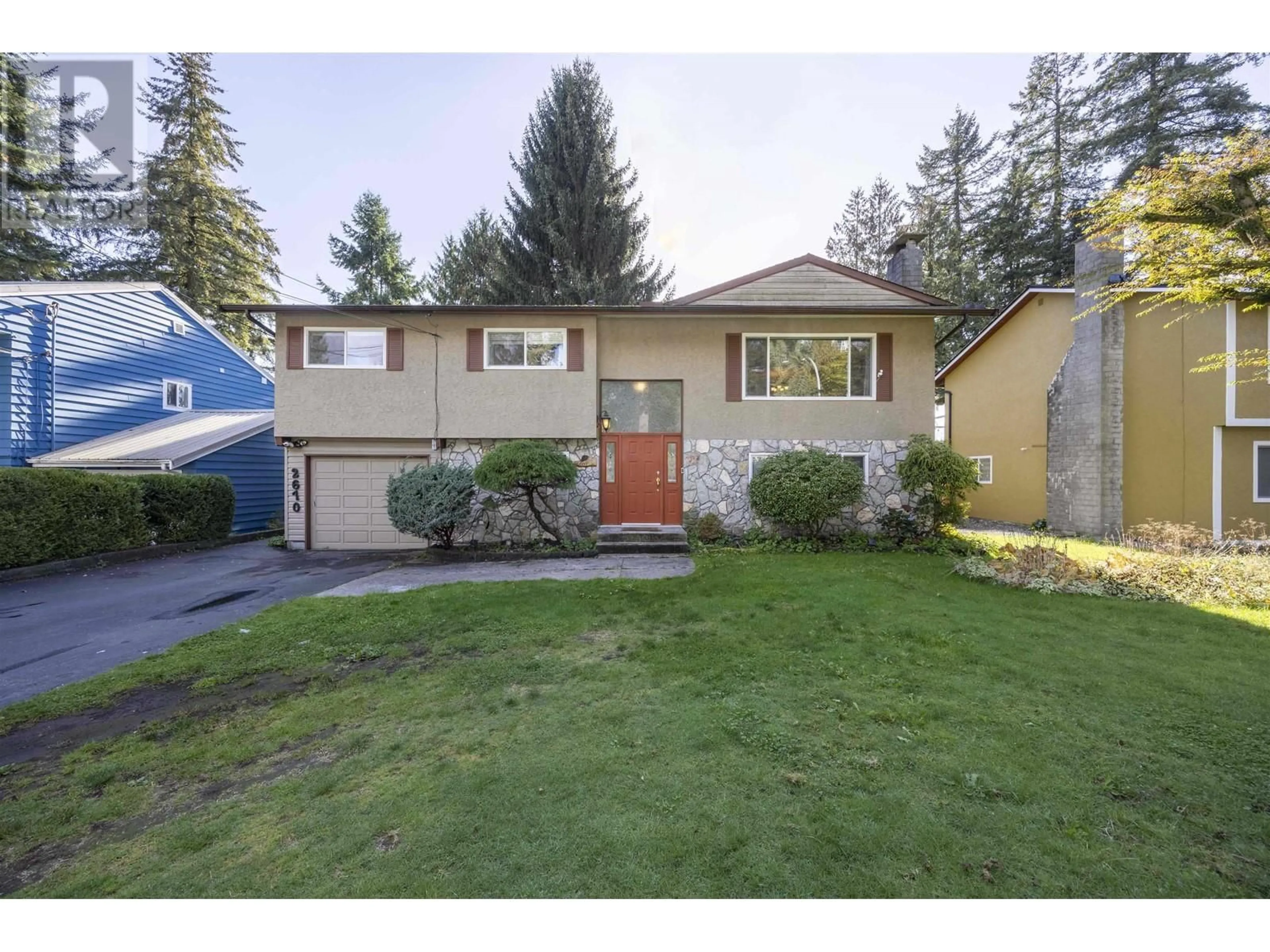 Frontside or backside of a home, the street view for 2670 TUOHEY AVENUE, Port Coquitlam British Columbia V3B2G1