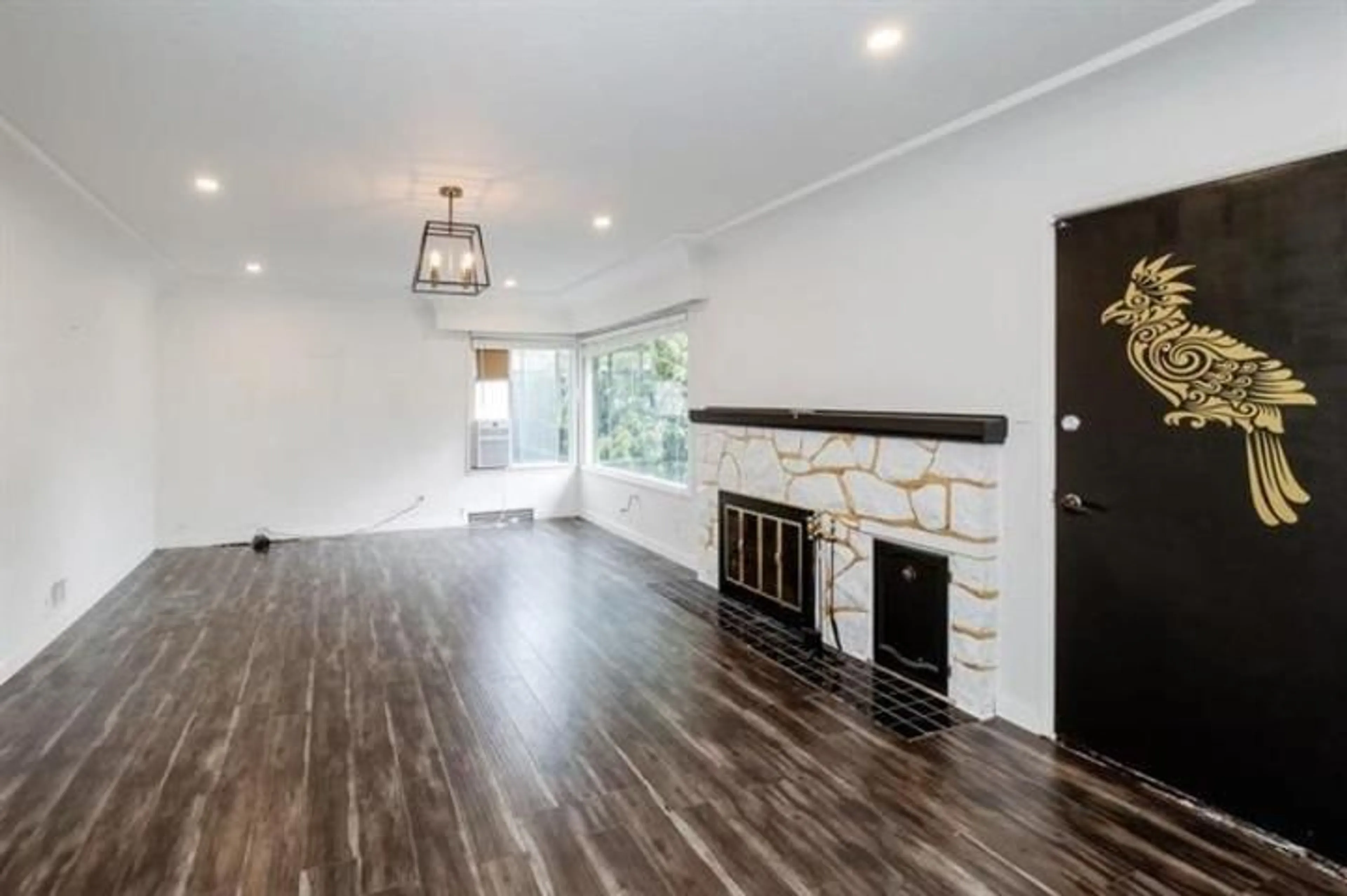 A pic of a room, wood floors for 33693 MAYFAIR AVENUE, Abbotsford British Columbia V2S1P7