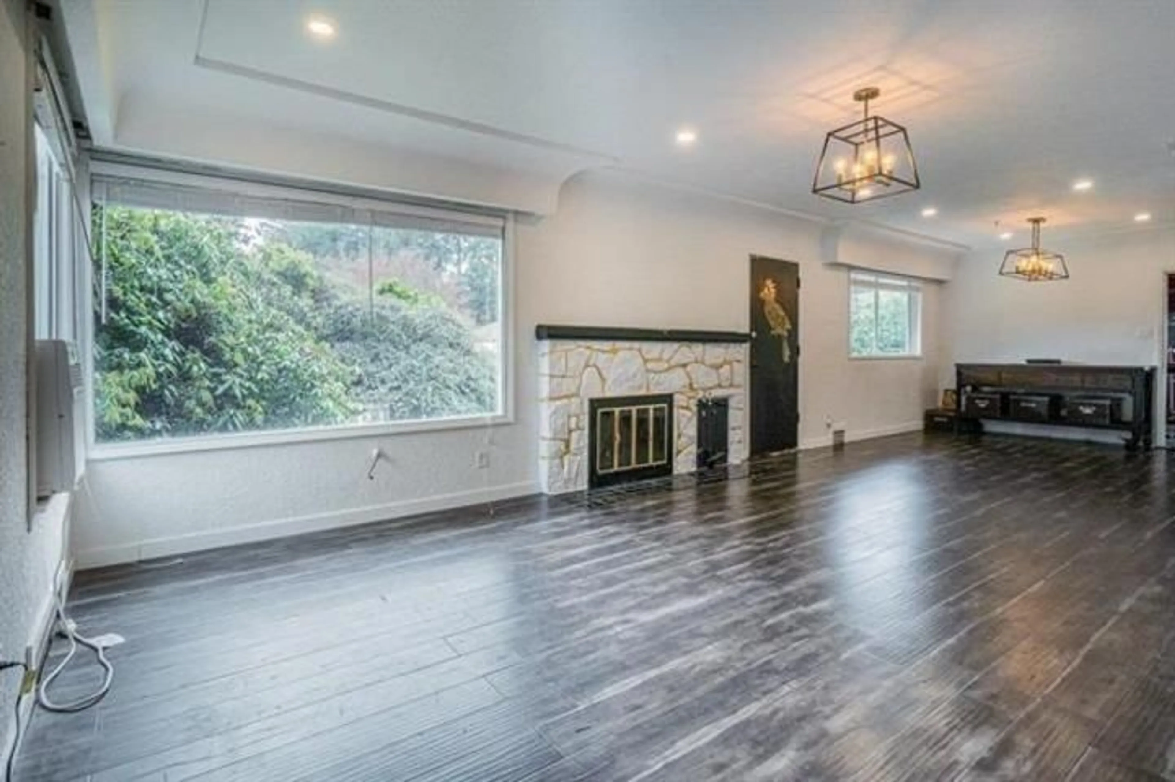 A pic of a room, wood floors for 33693 MAYFAIR AVENUE, Abbotsford British Columbia V2S1P7