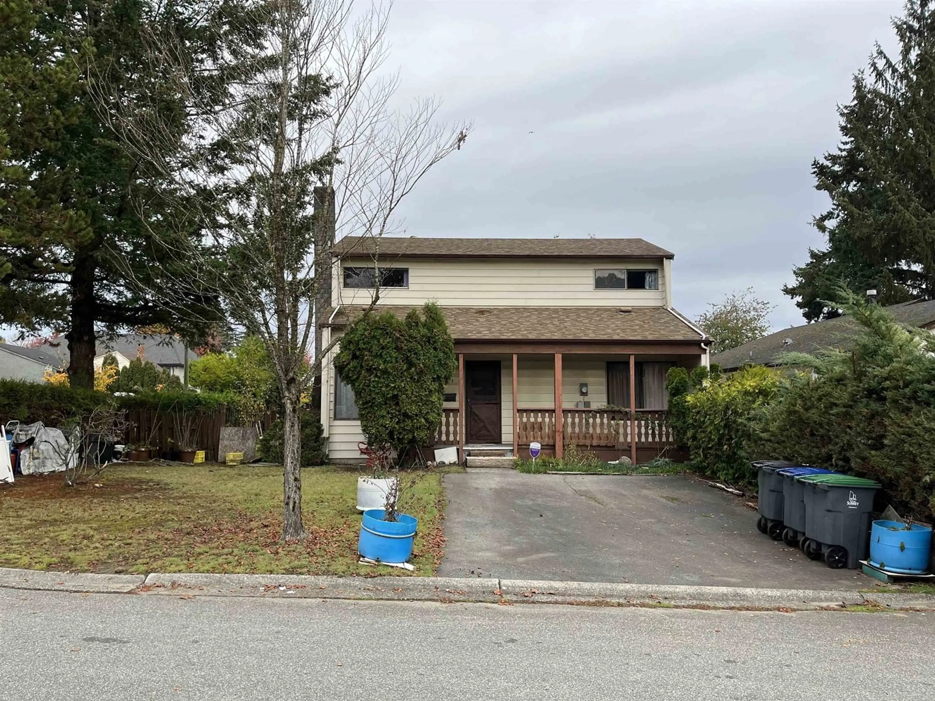 Frontside or backside of a home, the street view for 7154 129A STREET, Surrey British Columbia V3W6T3