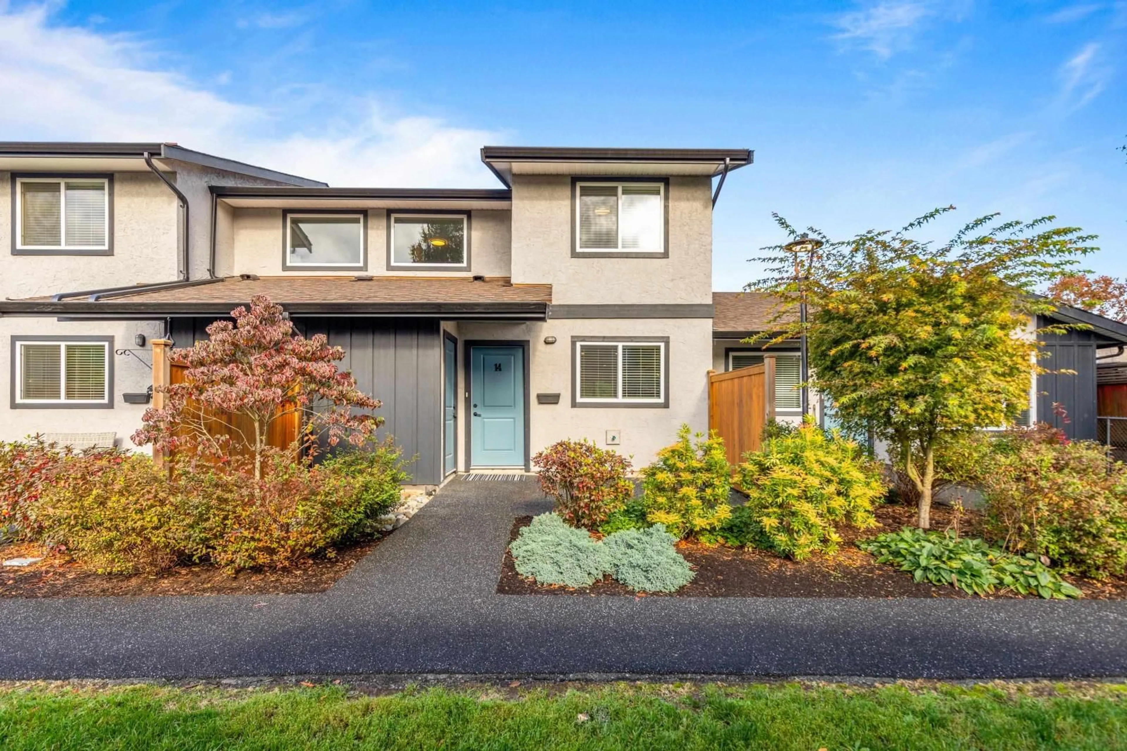 Frontside or backside of a home, the fenced backyard for 14 45927 LEWIS AVENUE, Chilliwack British Columbia V2P3C3