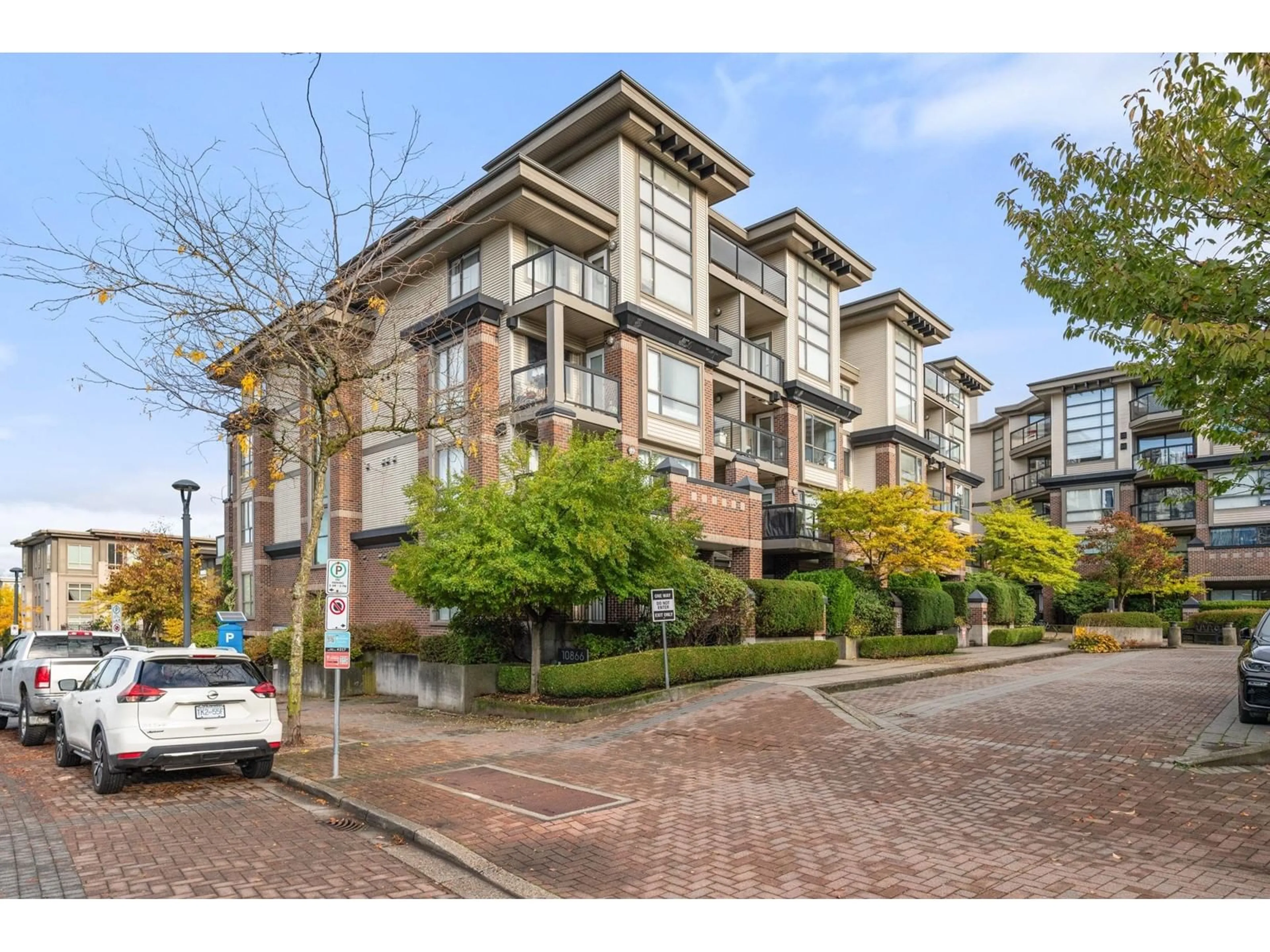 A pic from exterior of the house or condo, the street view for 208 10866 CITY PARKWAY, Surrey British Columbia V3T2W9