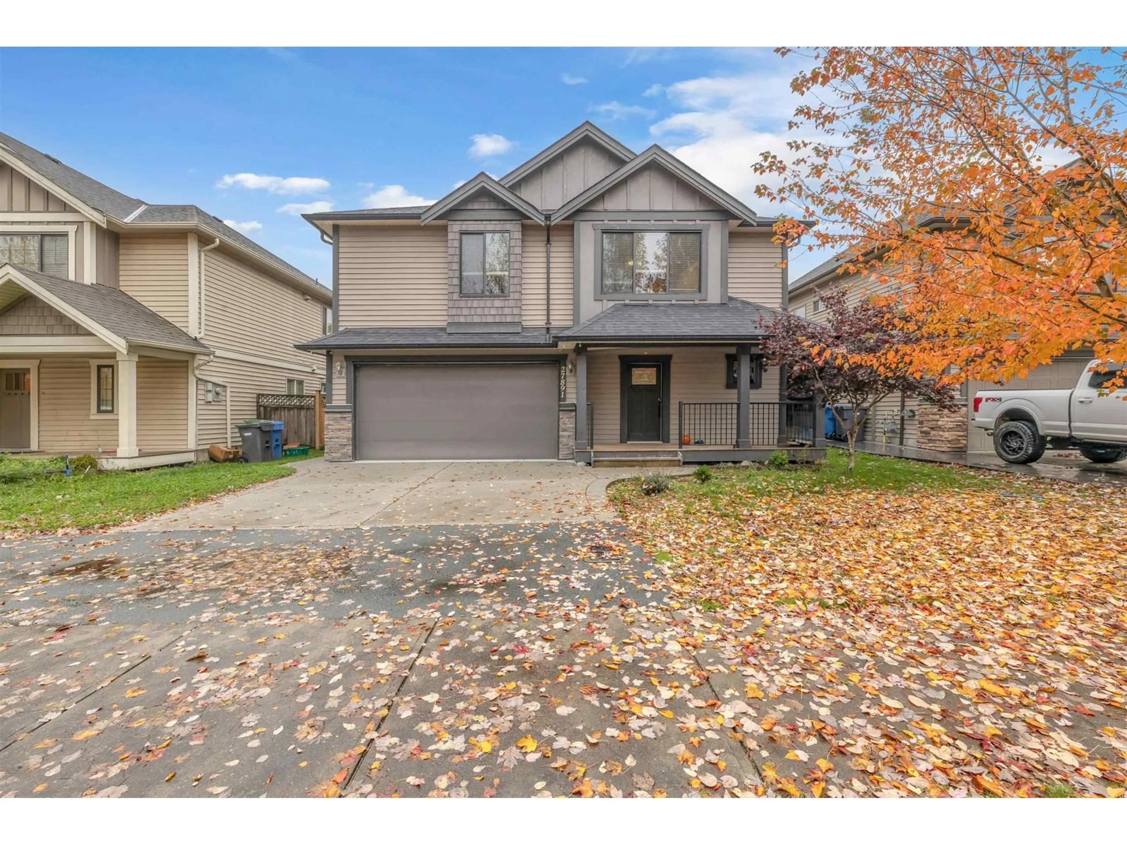 Home with vinyl exterior material, street for 27891 STAGECOACH, Abbotsford British Columbia V4X0A8