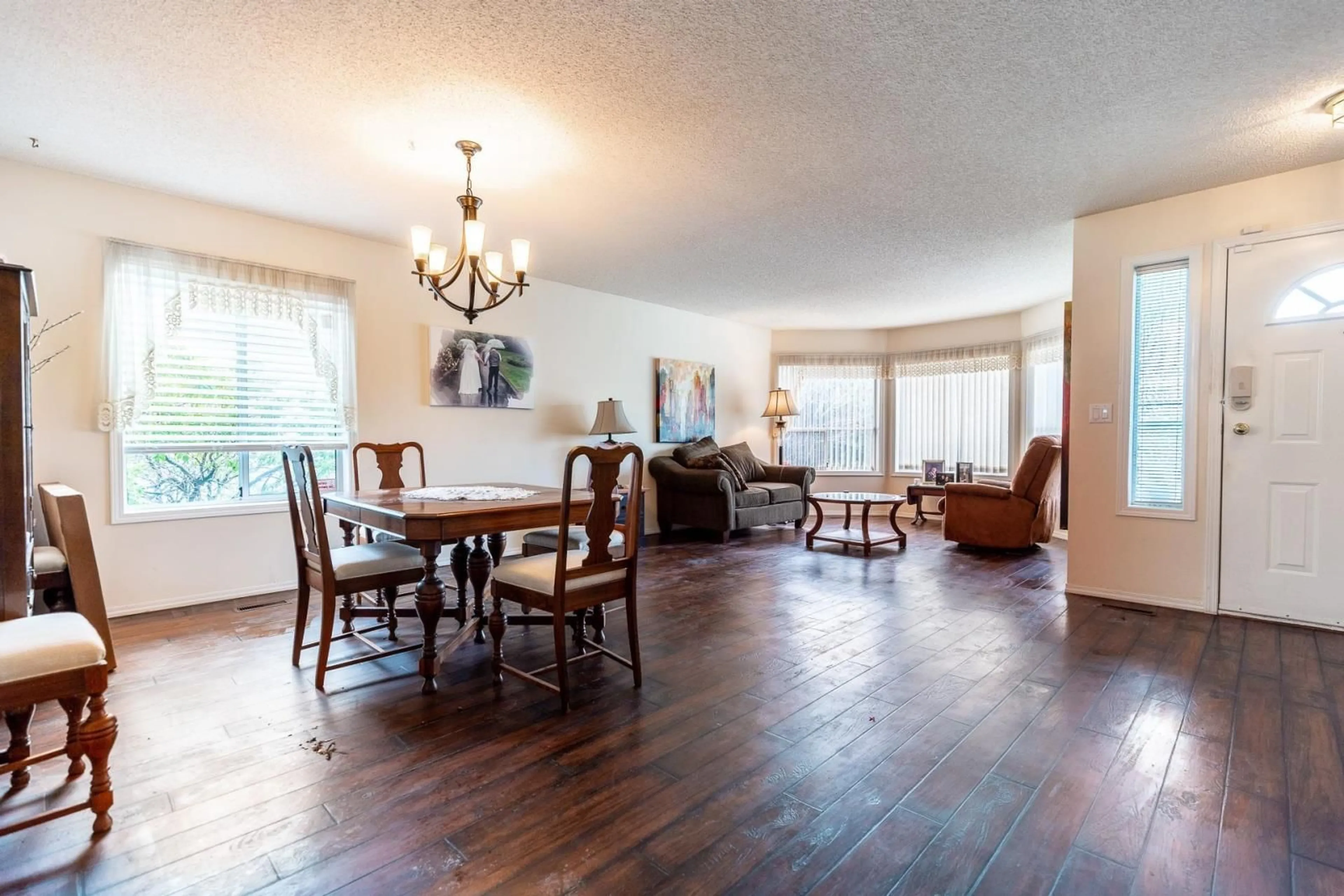 Dining room, wood floors for 46519 HOPE RIVER ROAD, Chilliwack British Columbia V2P3P5