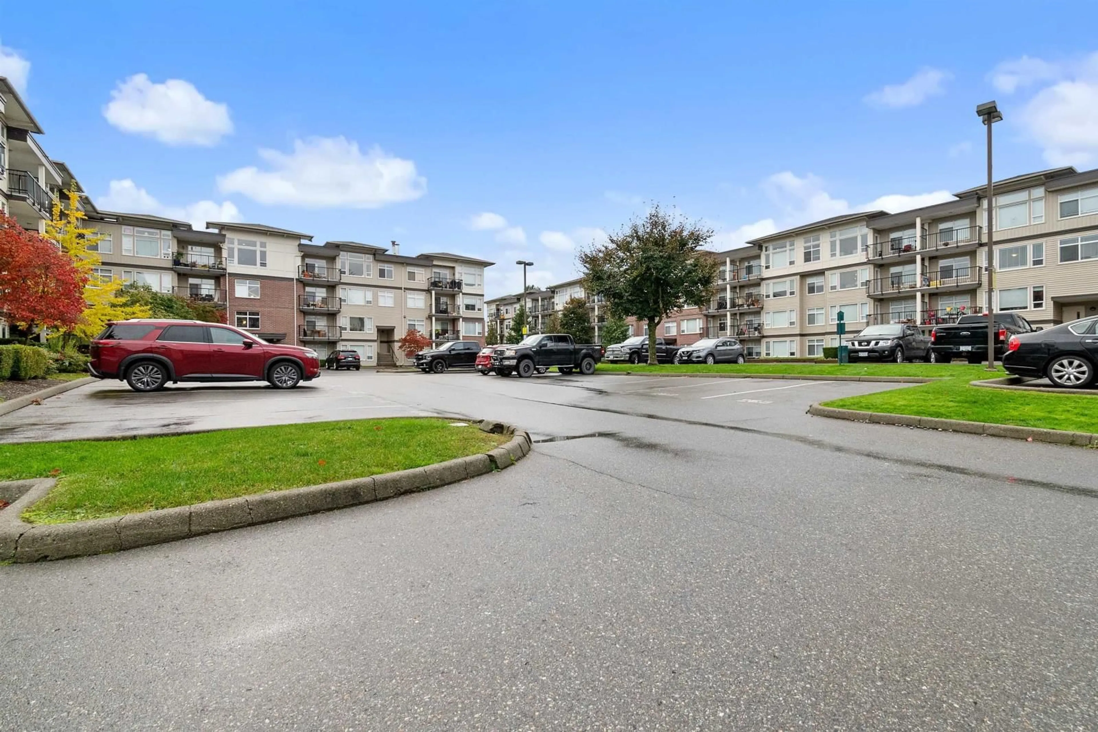 A pic from exterior of the house or condo, the street view for 316 46150 BOLE AVENUE|Chilliwack Proper , Chilliwack British Columbia V2P0B7