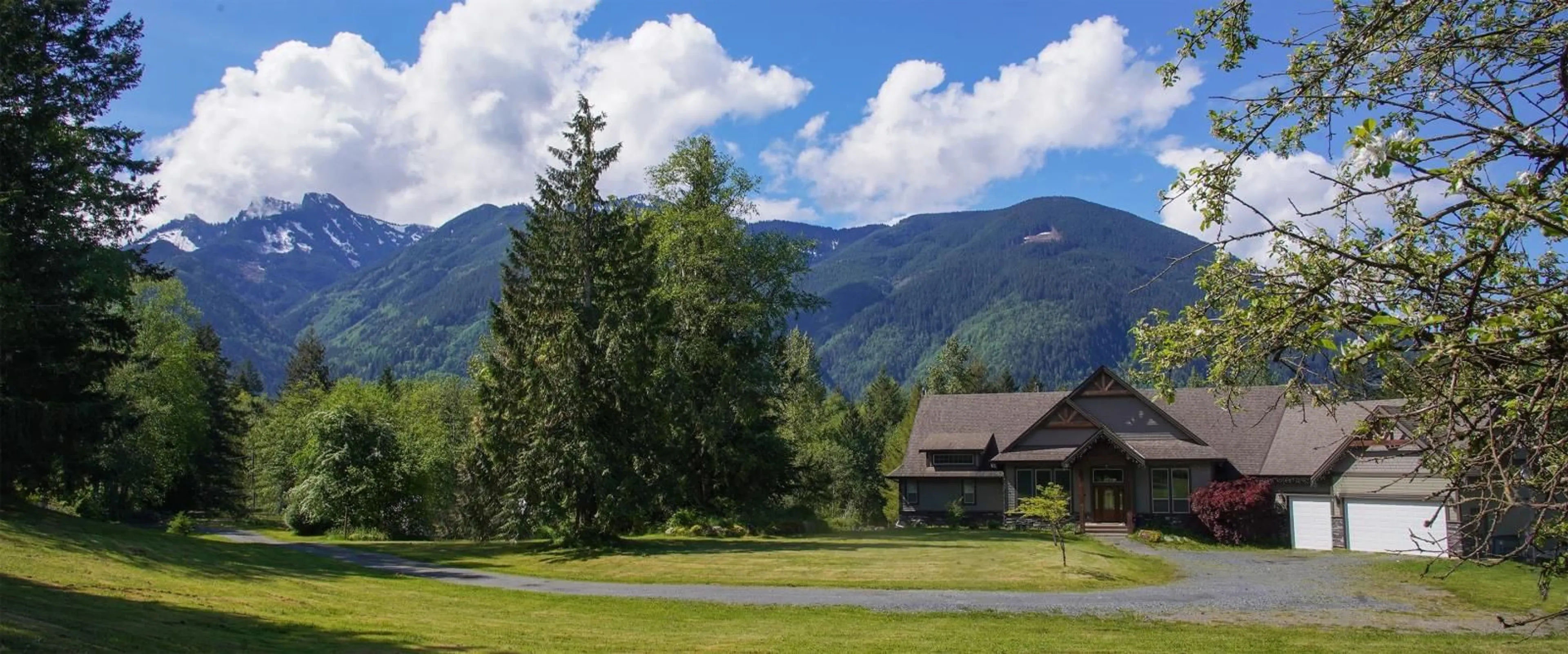 A pic from exterior of the house or condo, the view of mountain for 4601 BENCH ROAD, Chilliwack British Columbia V4Z1G1