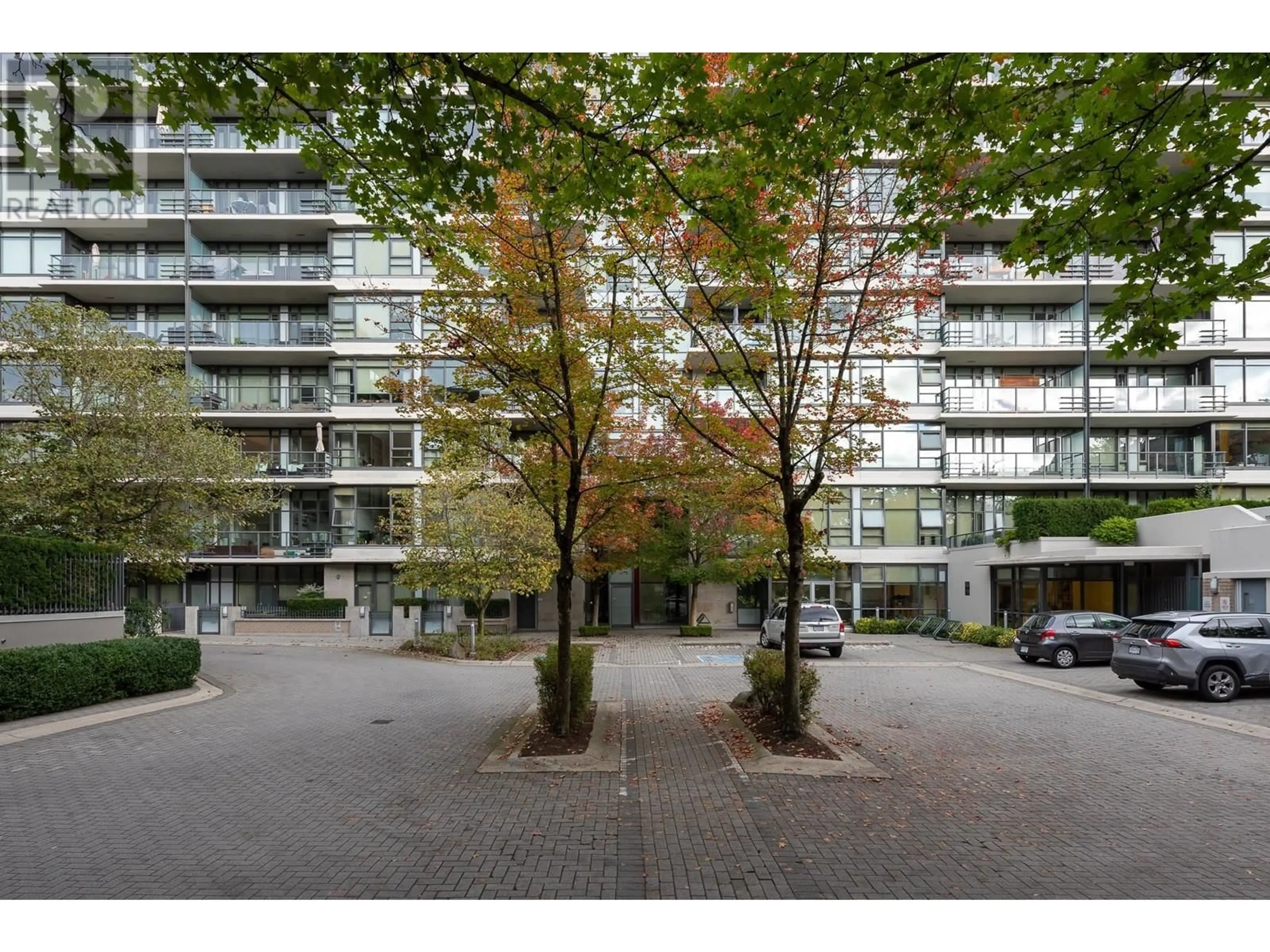 A pic from exterior of the house or condo, the street view for 302 2851 HEATHER STREET, Vancouver British Columbia V5Z0A2