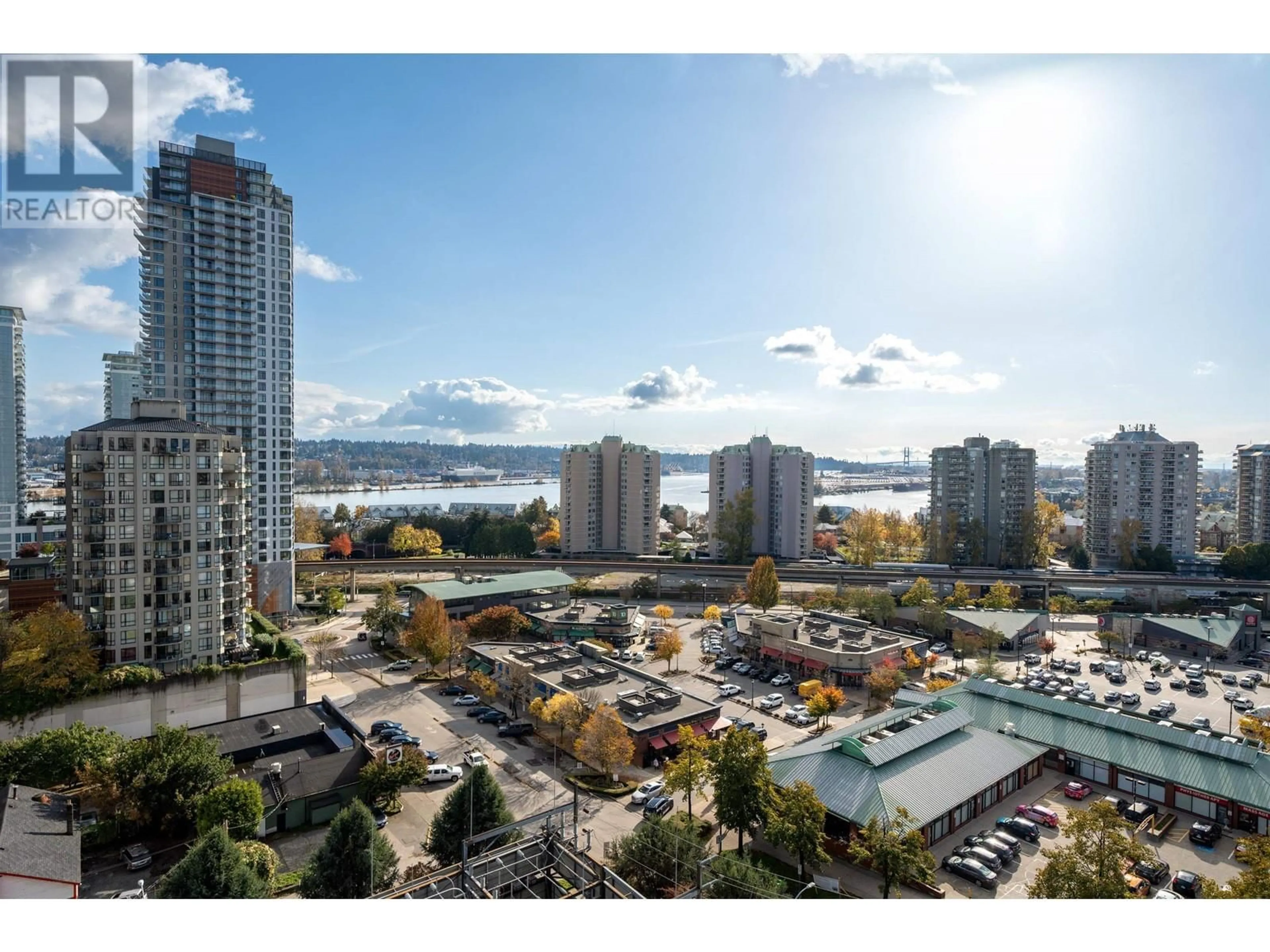 A pic from exterior of the house or condo, the view of city buildings for 1201 850 ROYAL AVENUE, New Westminster British Columbia V3M1A6