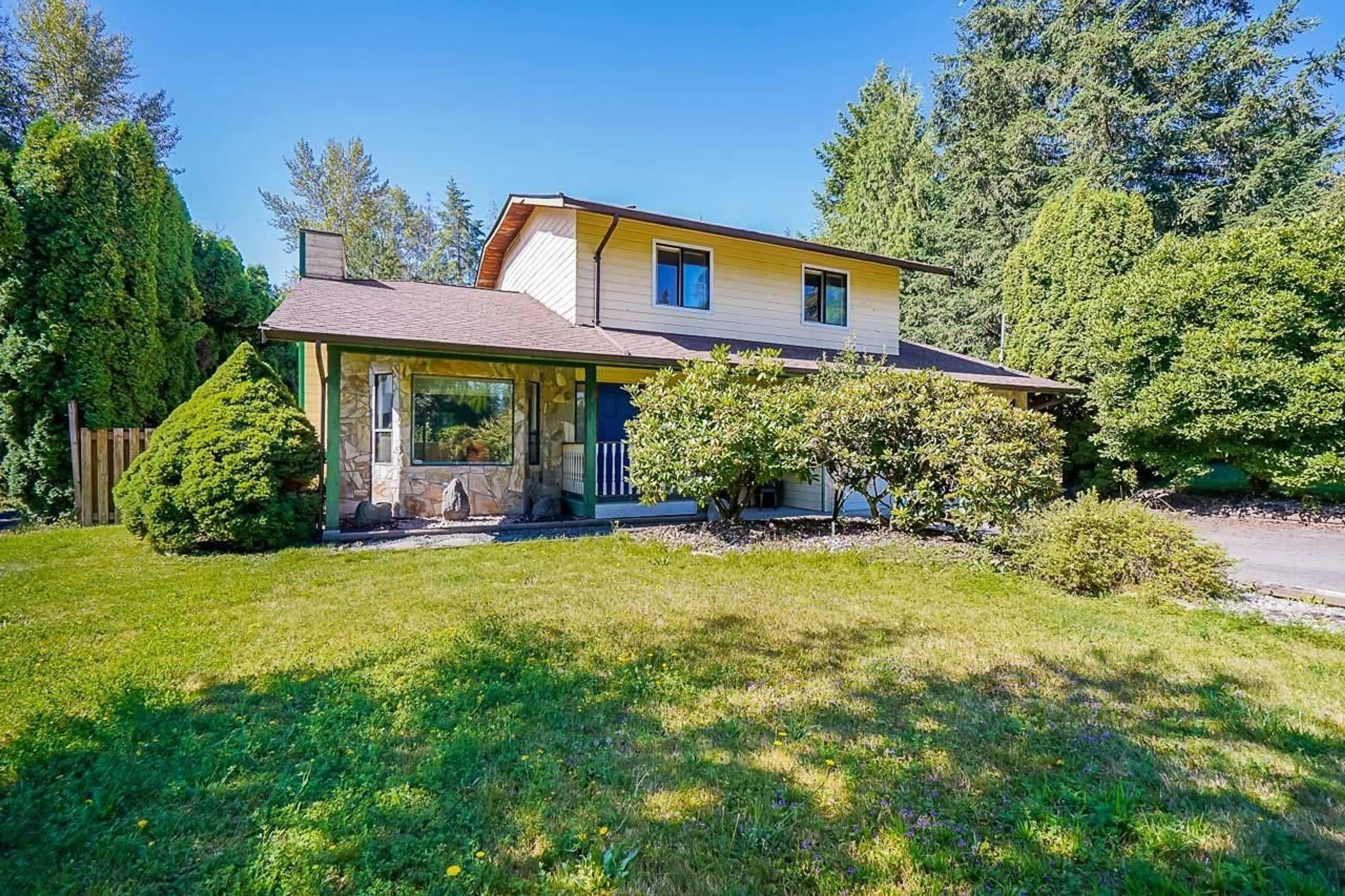 Frontside or backside of a home, cottage for 22686 76B CRESCENT, Langley British Columbia V1M2J8