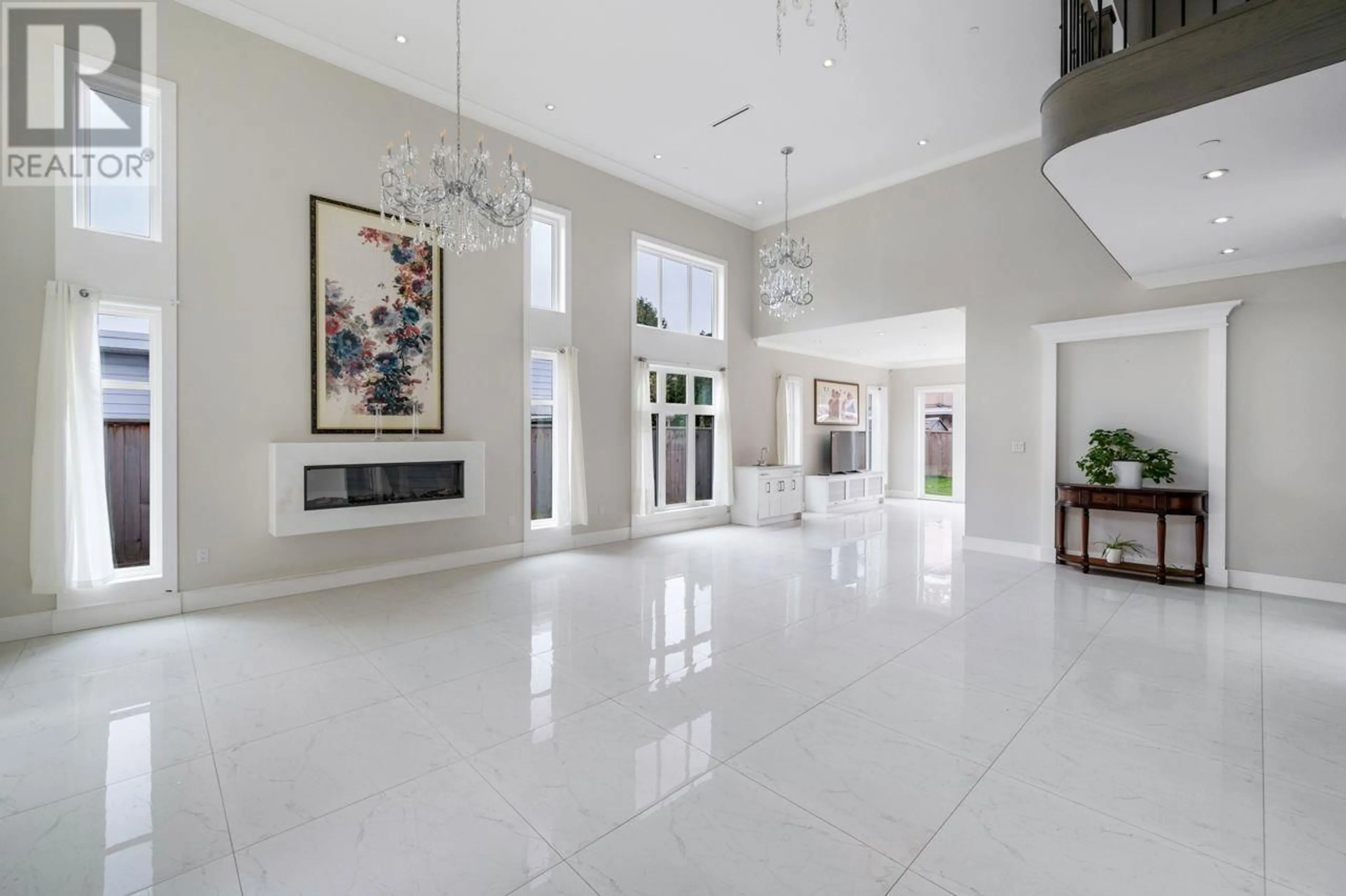 Indoor foyer, ceramic floors for 3411 JESMOND AVENUE, Richmond British Columbia V7E1C2