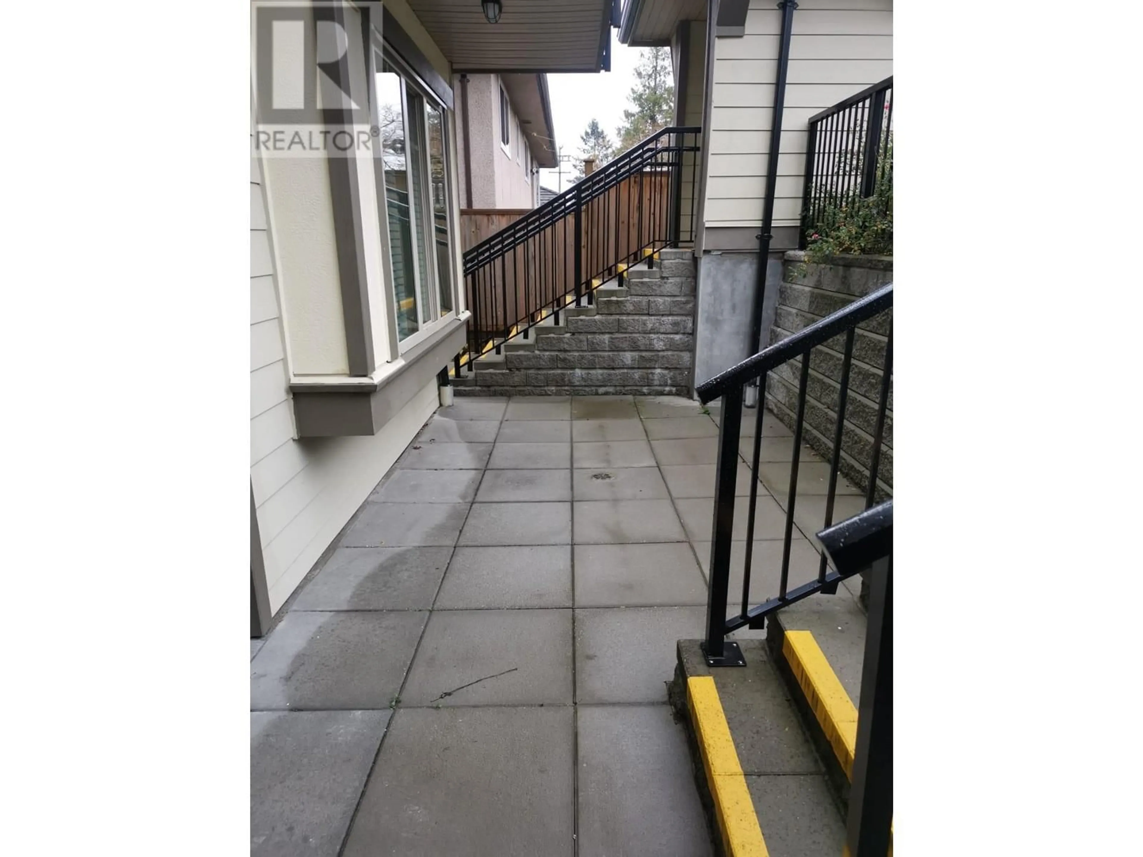 Patio, the street view for 6 4033 DOMINION STREET, Burnaby British Columbia V5G0C2