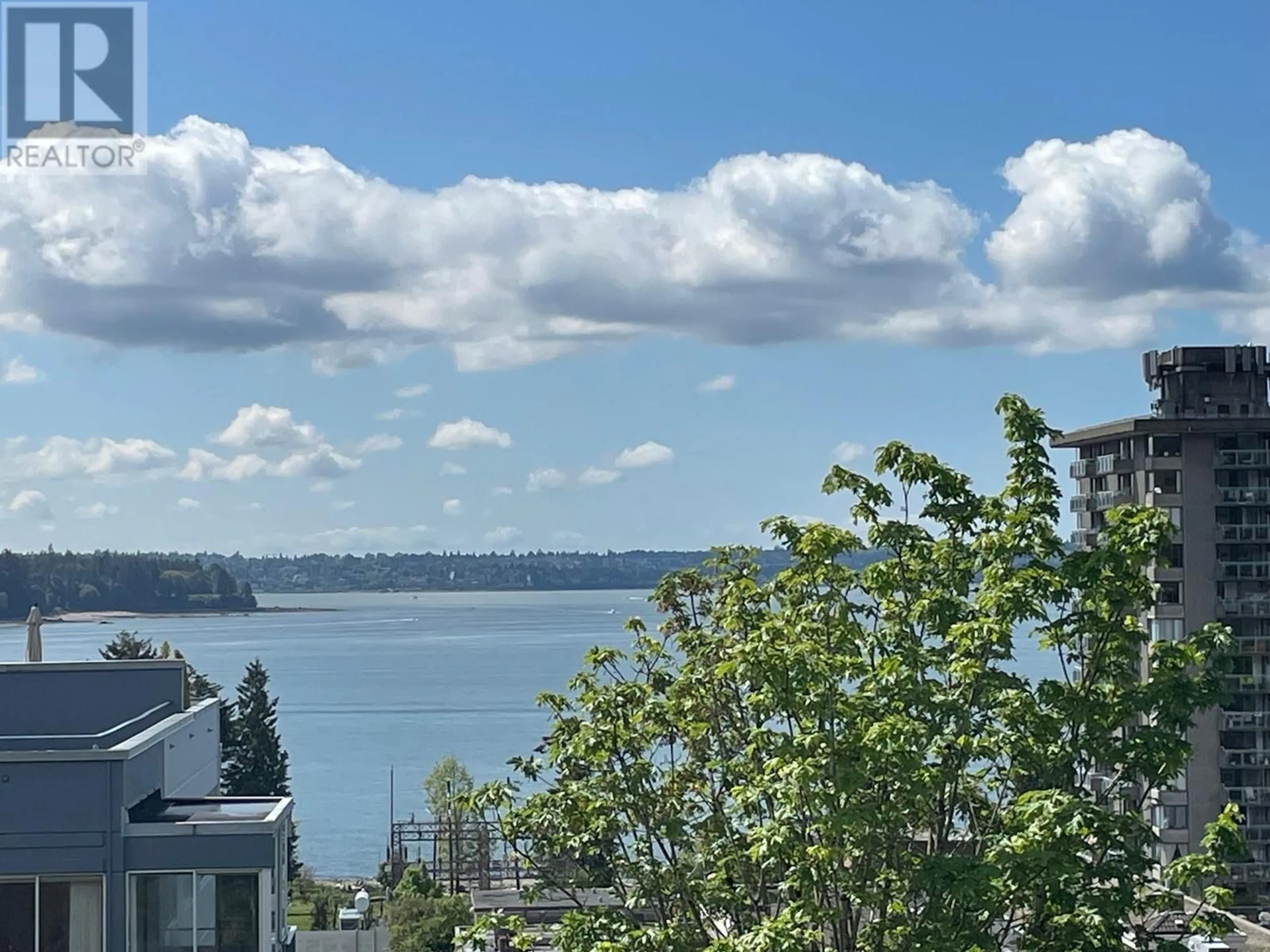 A pic from exterior of the house or condo, the view of lake or river for 702 1737 DUCHESS AVENUE, West Vancouver British Columbia V7V1P8