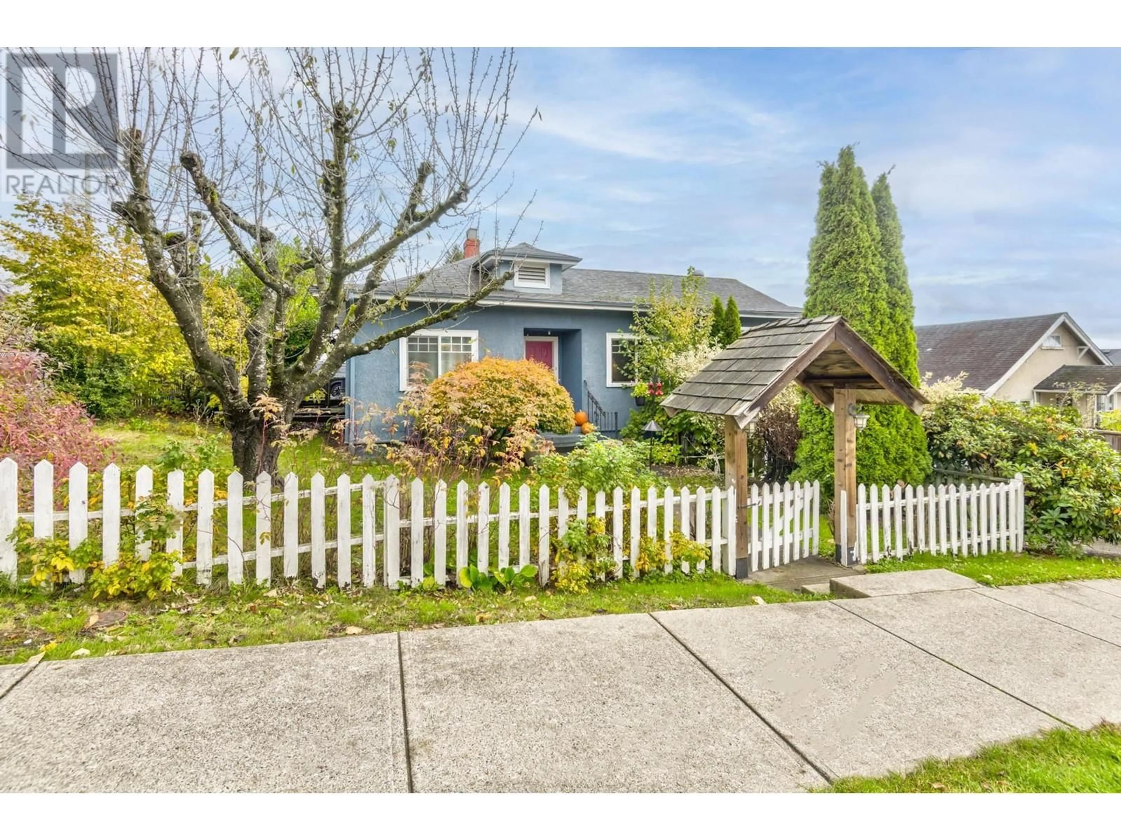 Frontside or backside of a home, the fenced backyard for 223 MARMONT STREET, Coquitlam British Columbia V3K4P7