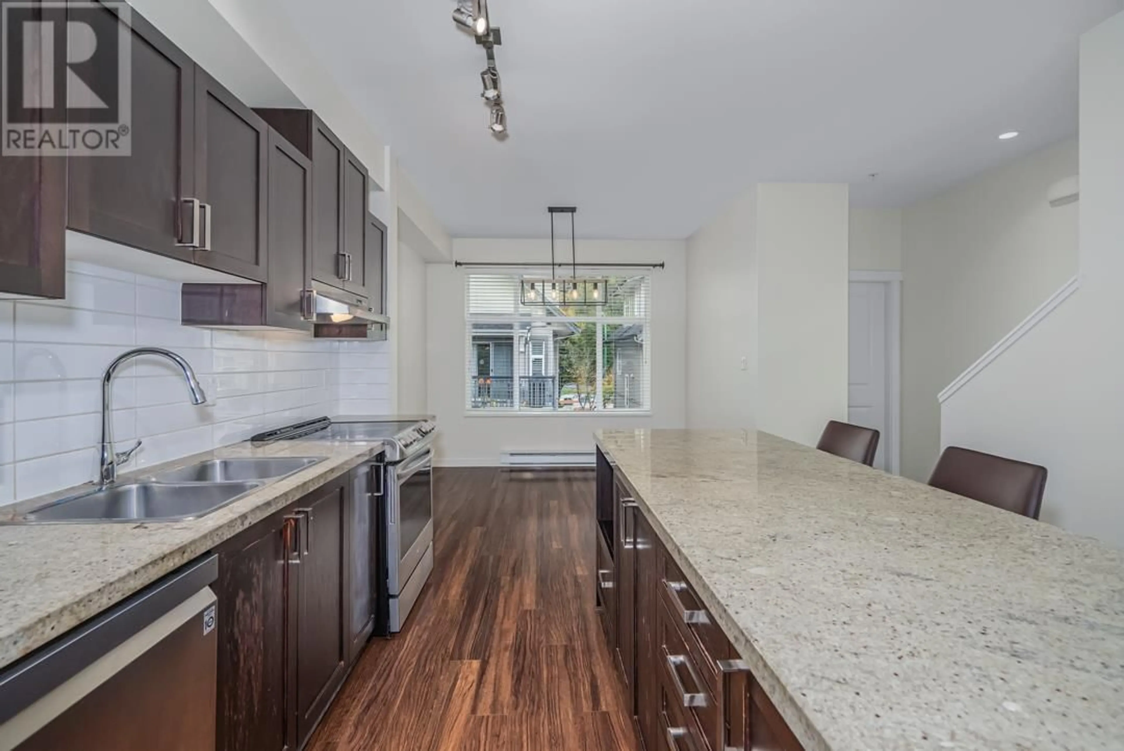 Open concept kitchen for 713 PREMIER STREET, North Vancouver British Columbia V7J0A5