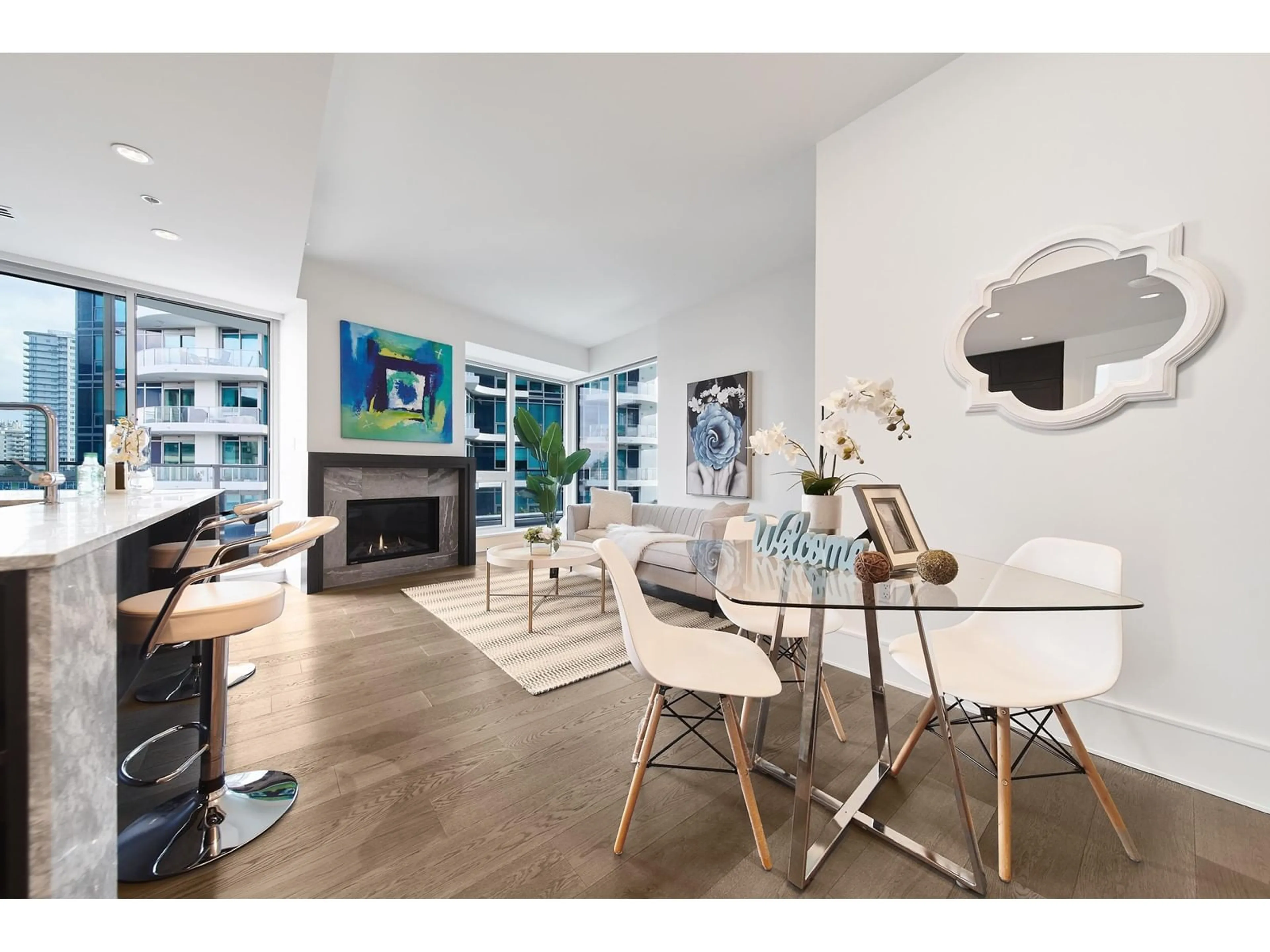 A pic of a room for 704 - 1500 MARTIN, White Rock British Columbia V4B0C2