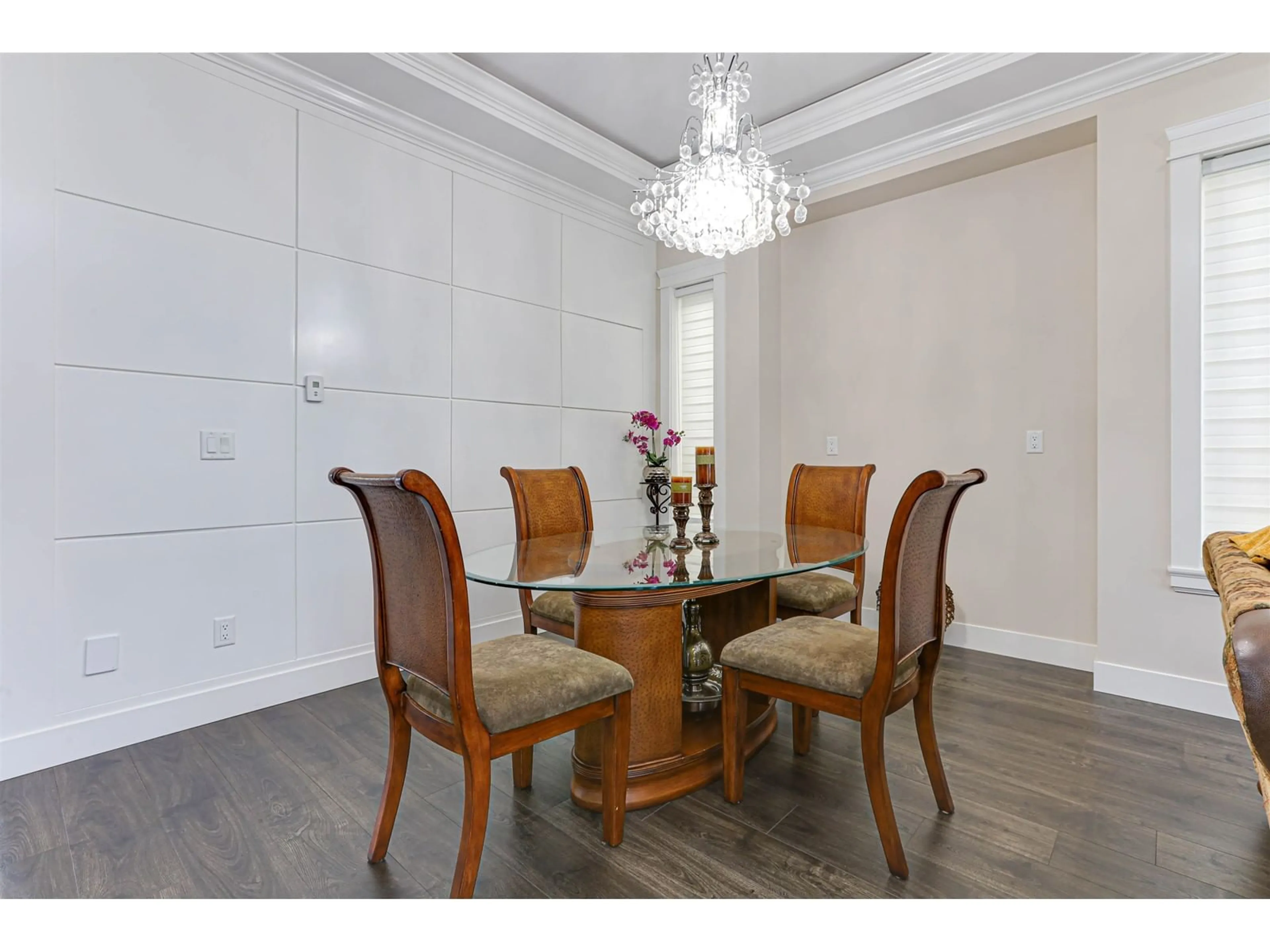 Dining room, wood floors for 7719 155 STREET, Surrey British Columbia V3S3P3