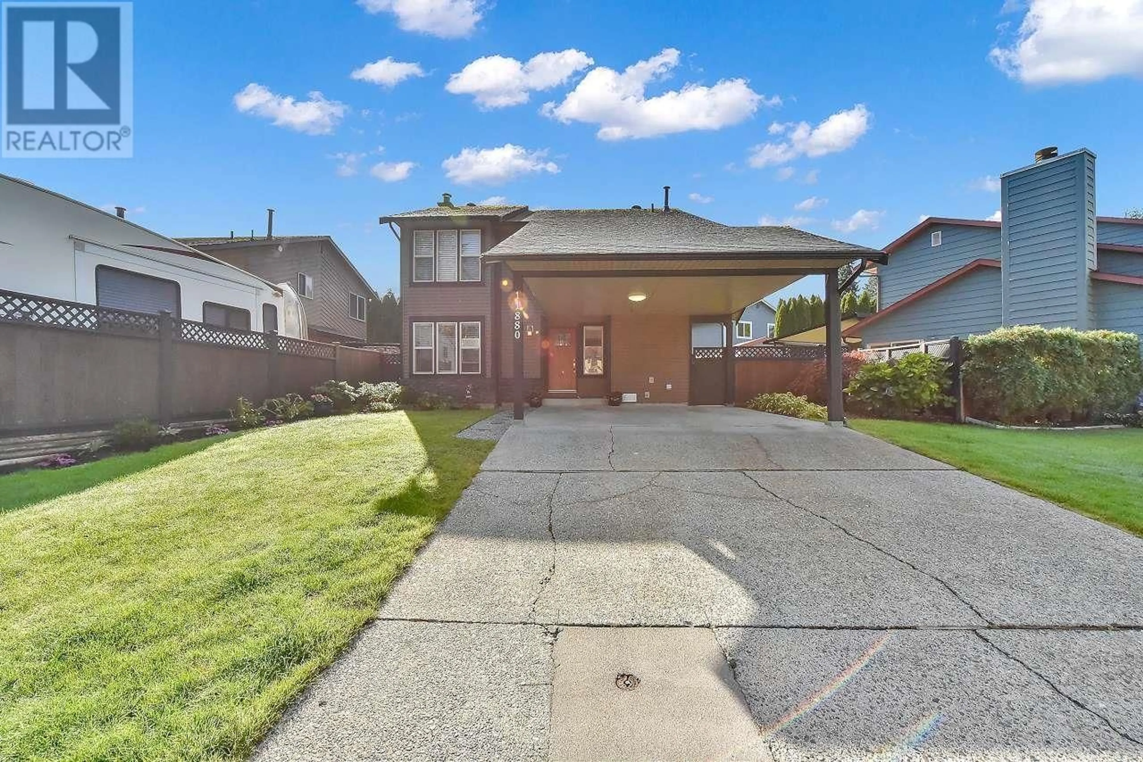 Frontside or backside of a home, the street view for 11880 CHERRINGTON PLACE, Maple Ridge British Columbia V2X8R4