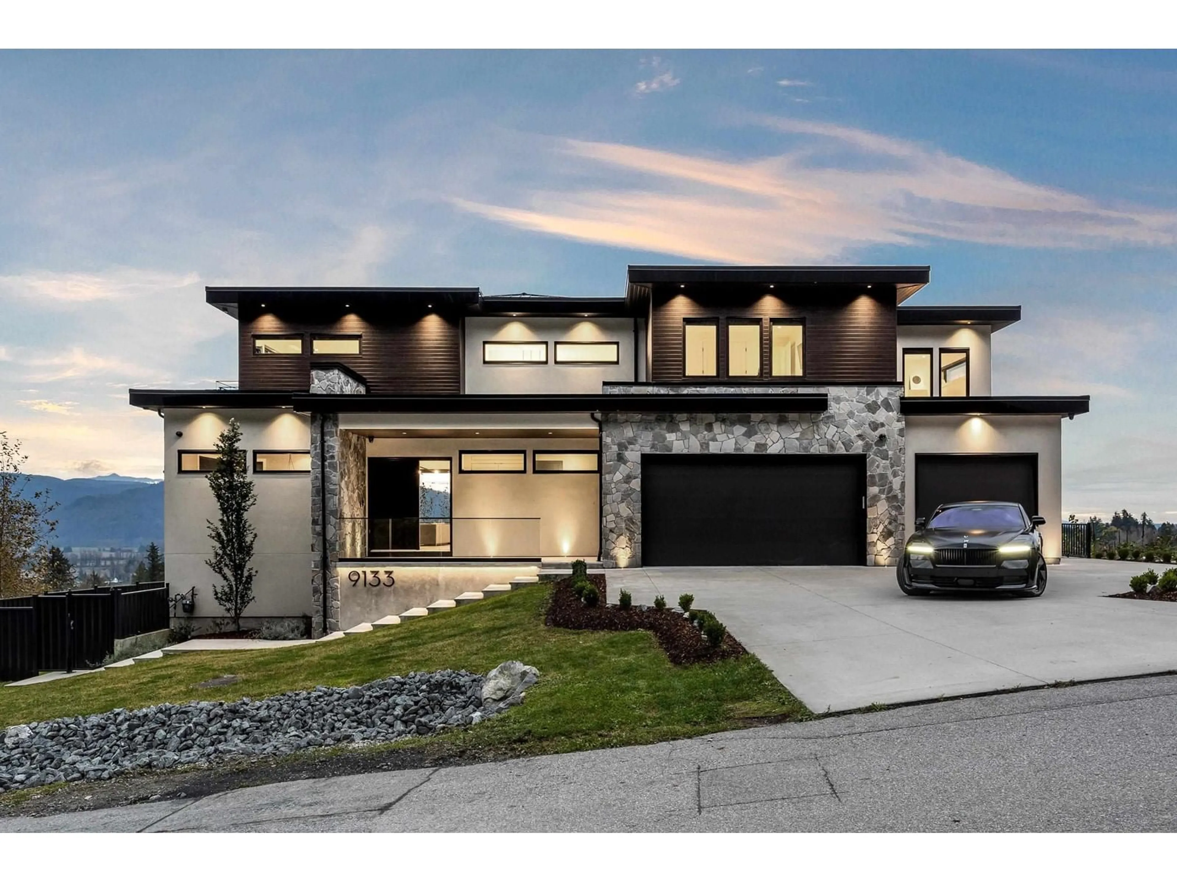 Home with brick exterior material for 9133 HATZIC RIDGE DRIVE, Mission British Columbia V2V0J4