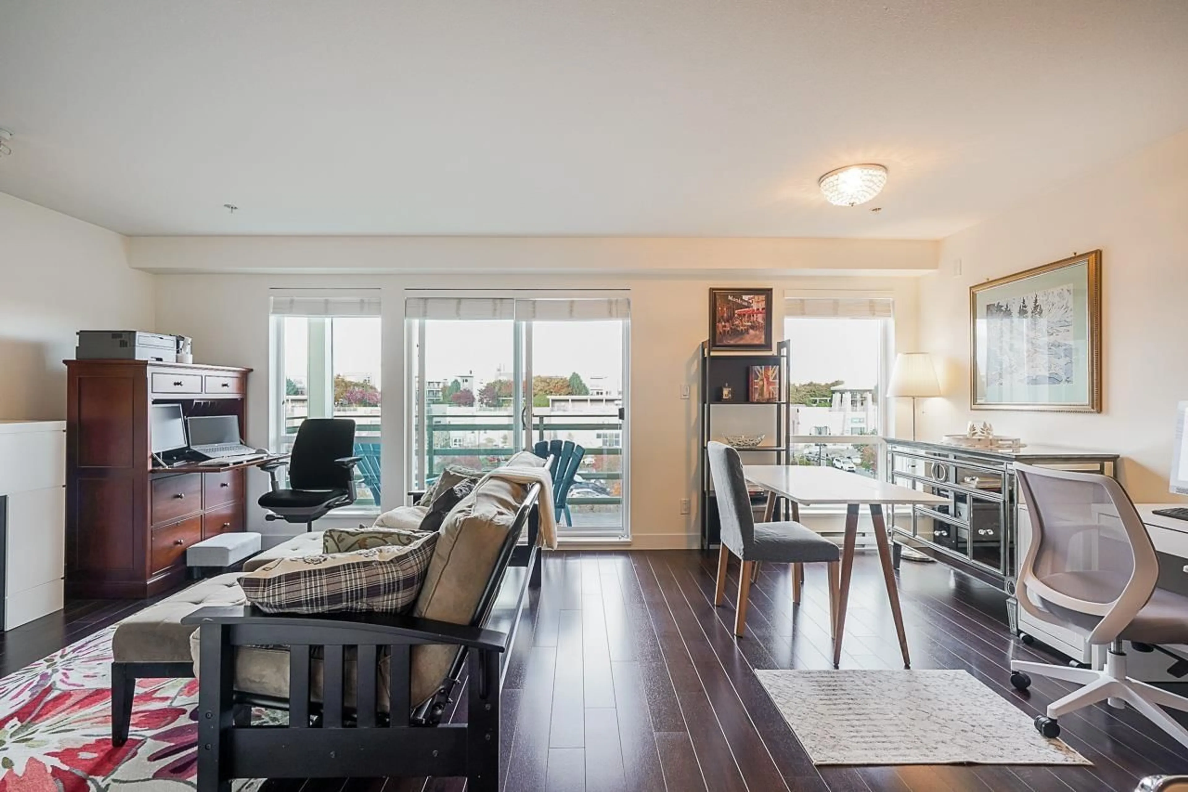 Living room, wood floors for 303 15785 CROYDON DRIVE, Surrey British Columbia V3Z2L6