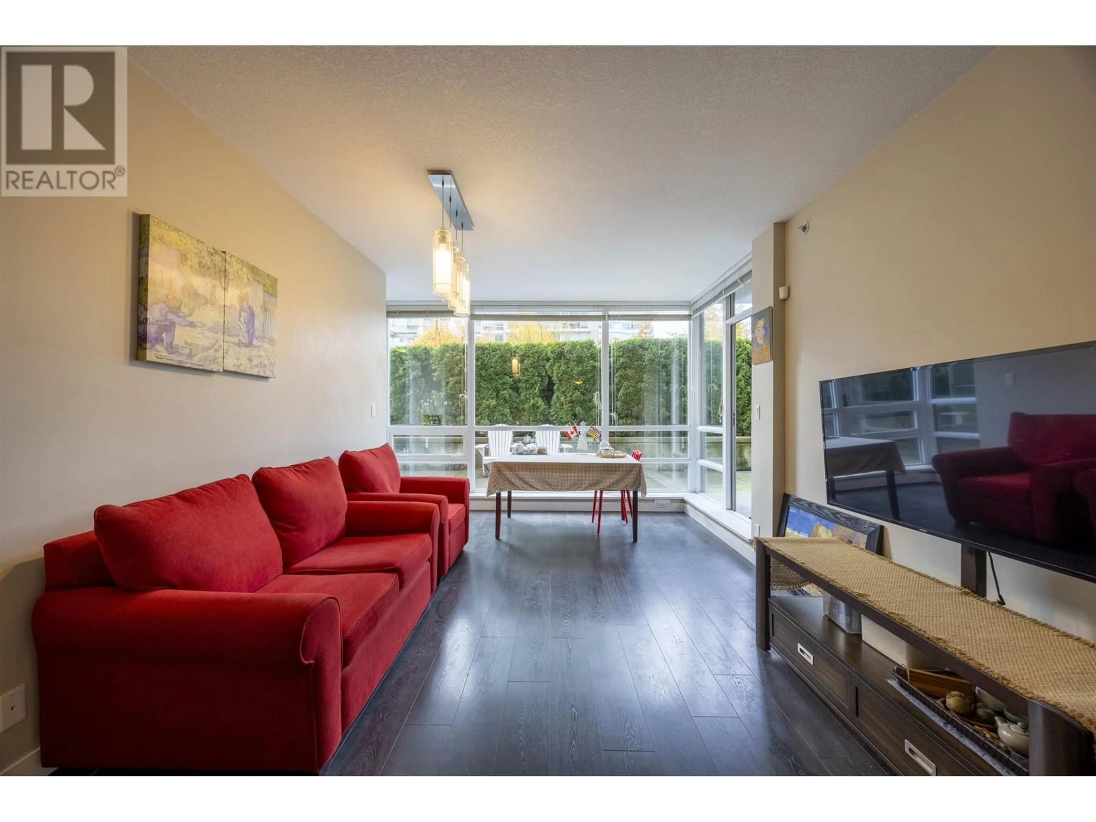 Other indoor space, wood floors for 507 2978 GLEN DRIVE, Coquitlam British Columbia V3B0C3