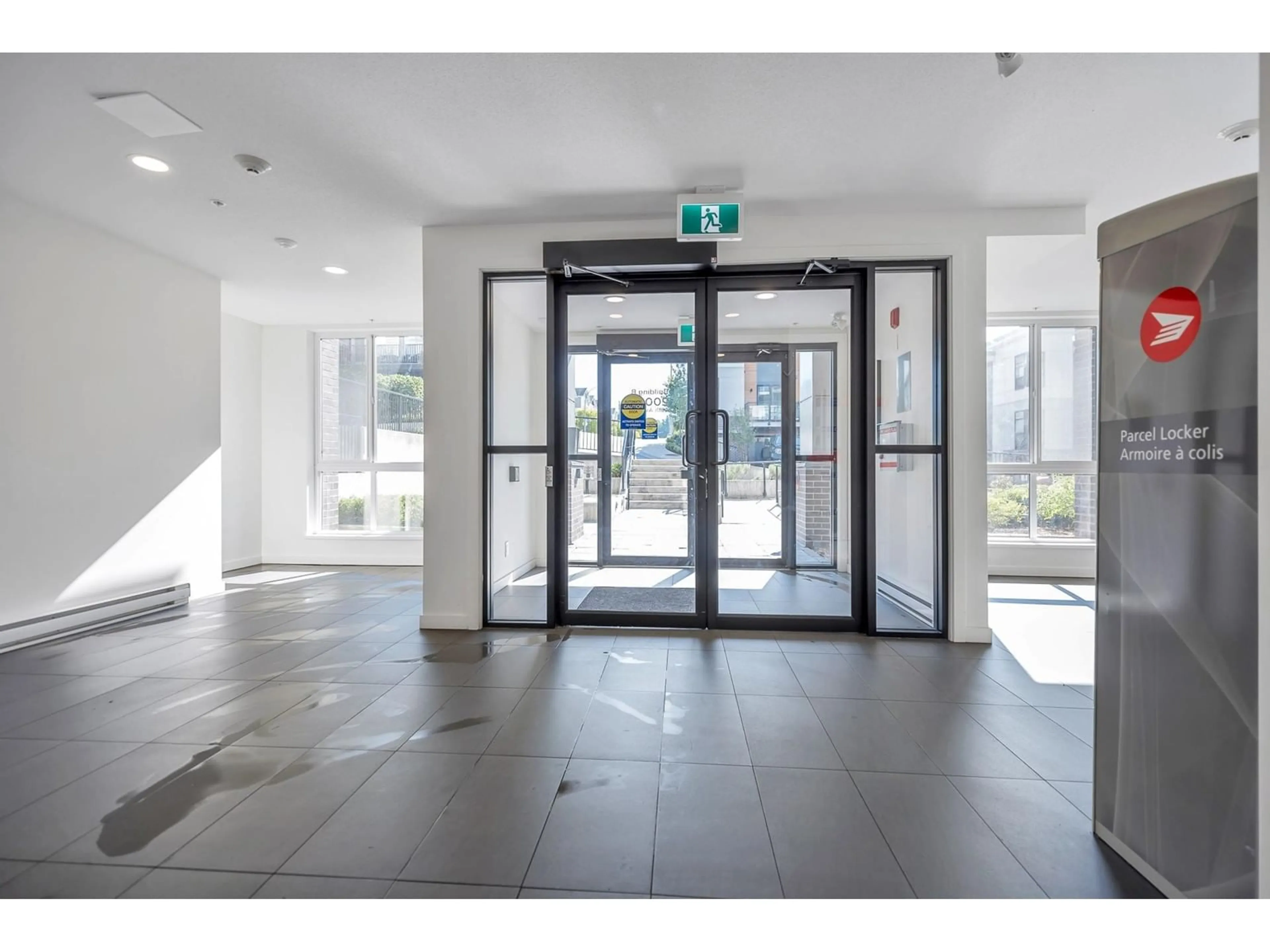 Indoor foyer, unknown floor for B003 20087 68 AVENUE, Langley British Columbia V2Y0Y3