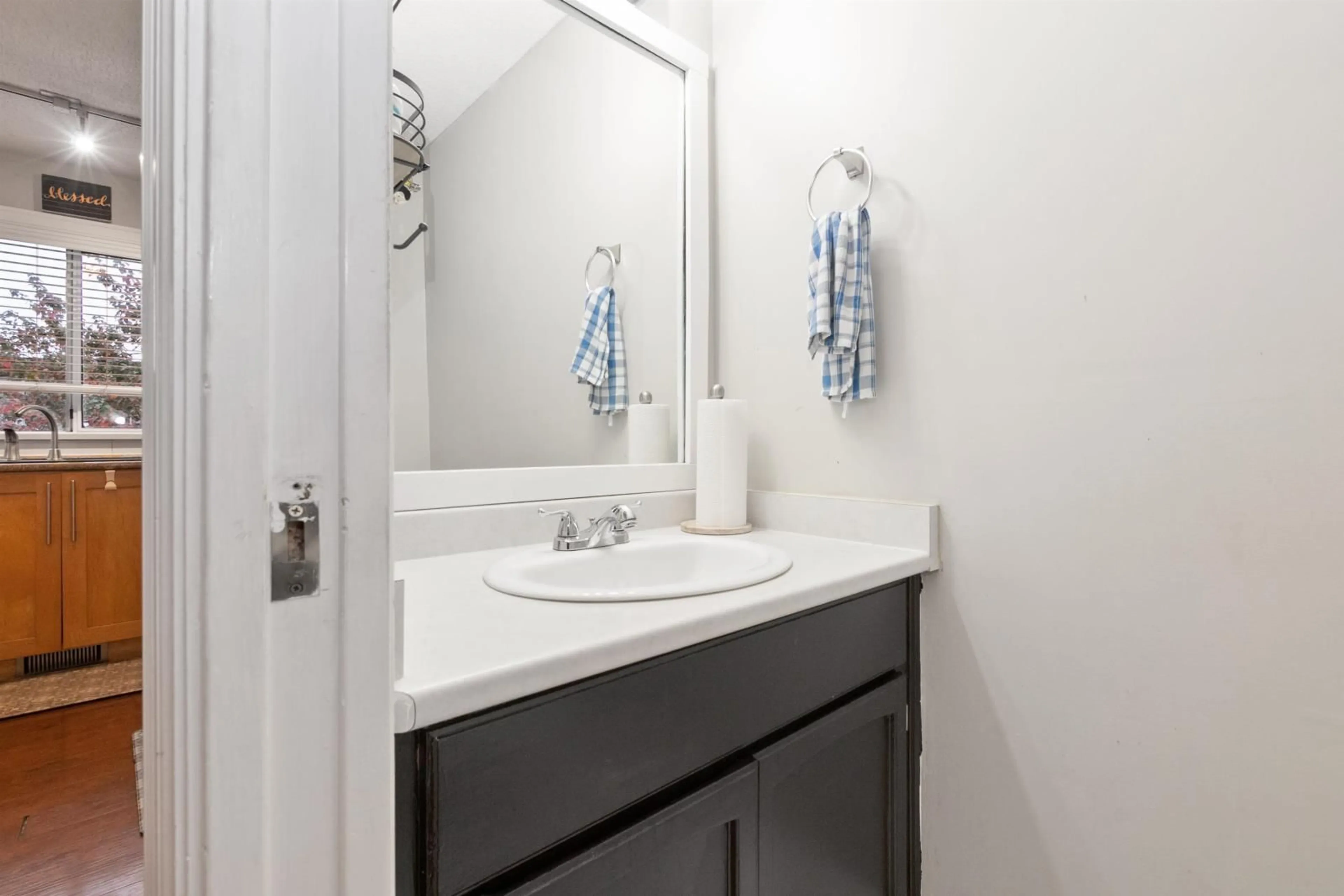 Bathroom, unknown floor for 7 5904 VEDDER ROAD, Chilliwack British Columbia V2R3E7