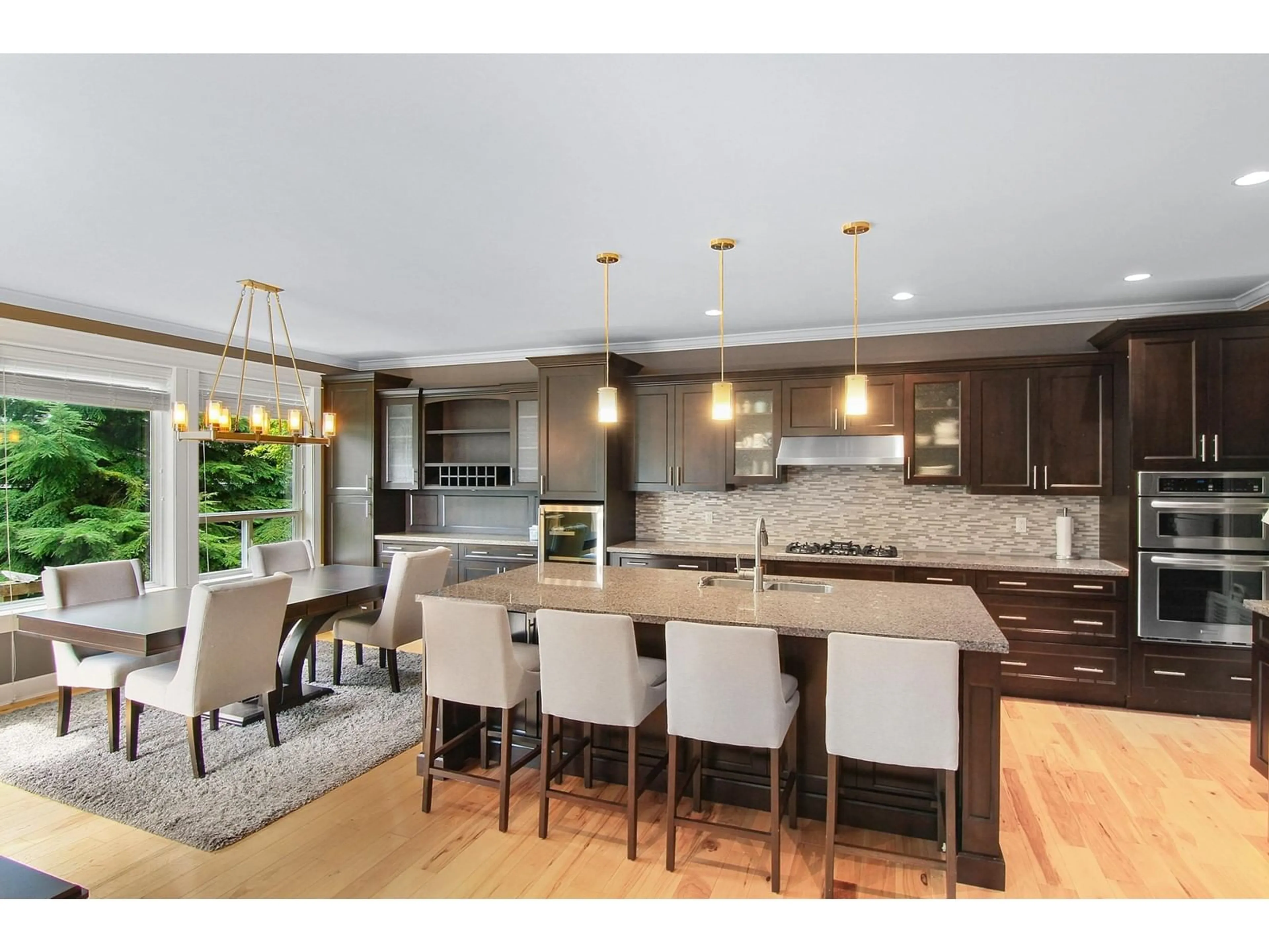 Open concept kitchen for 923 163 STREET, Surrey British Columbia V4A9T8