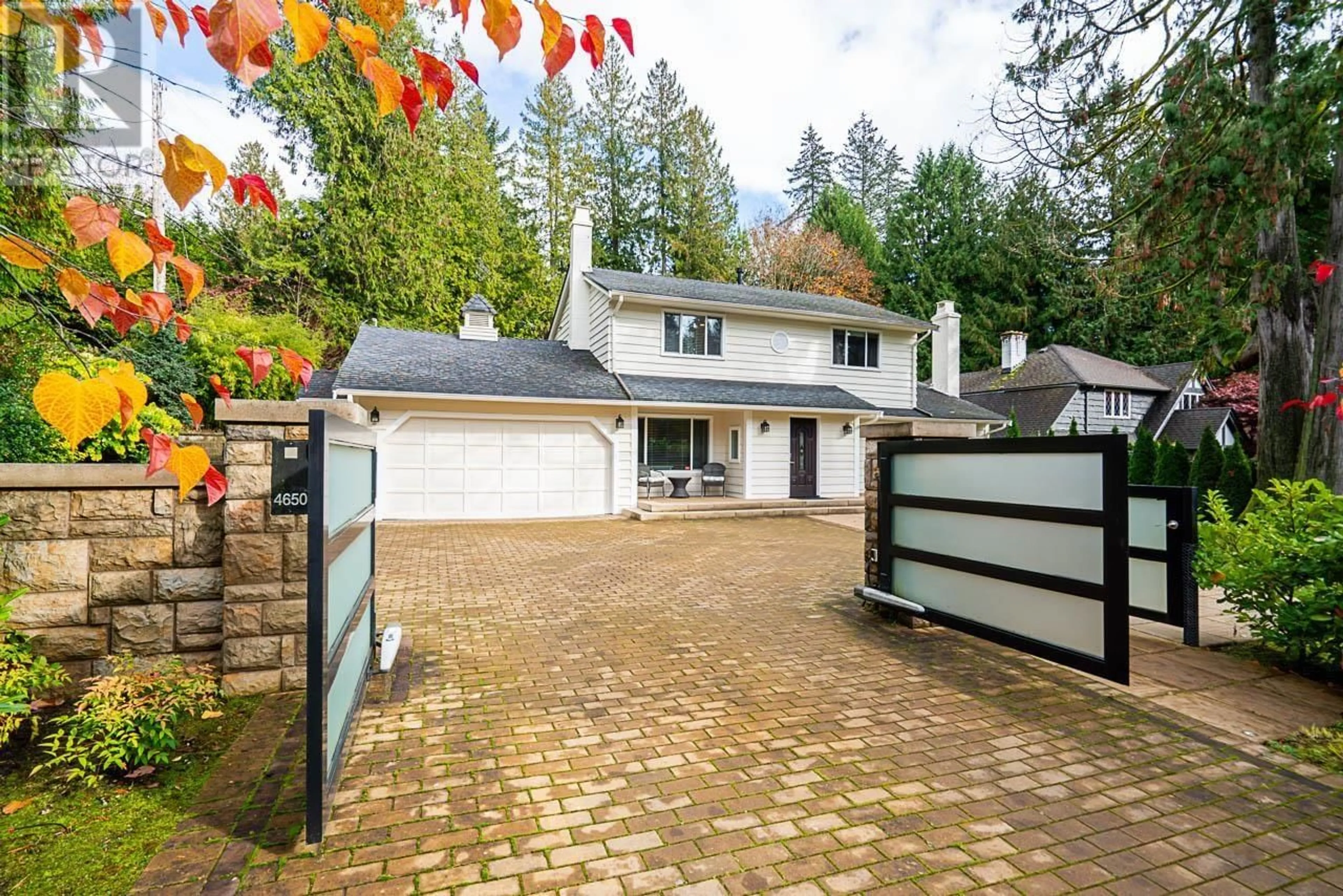 Frontside or backside of a home, the fenced backyard for 4650 CHERBOURG DRIVE, West Vancouver British Columbia V7W1H9