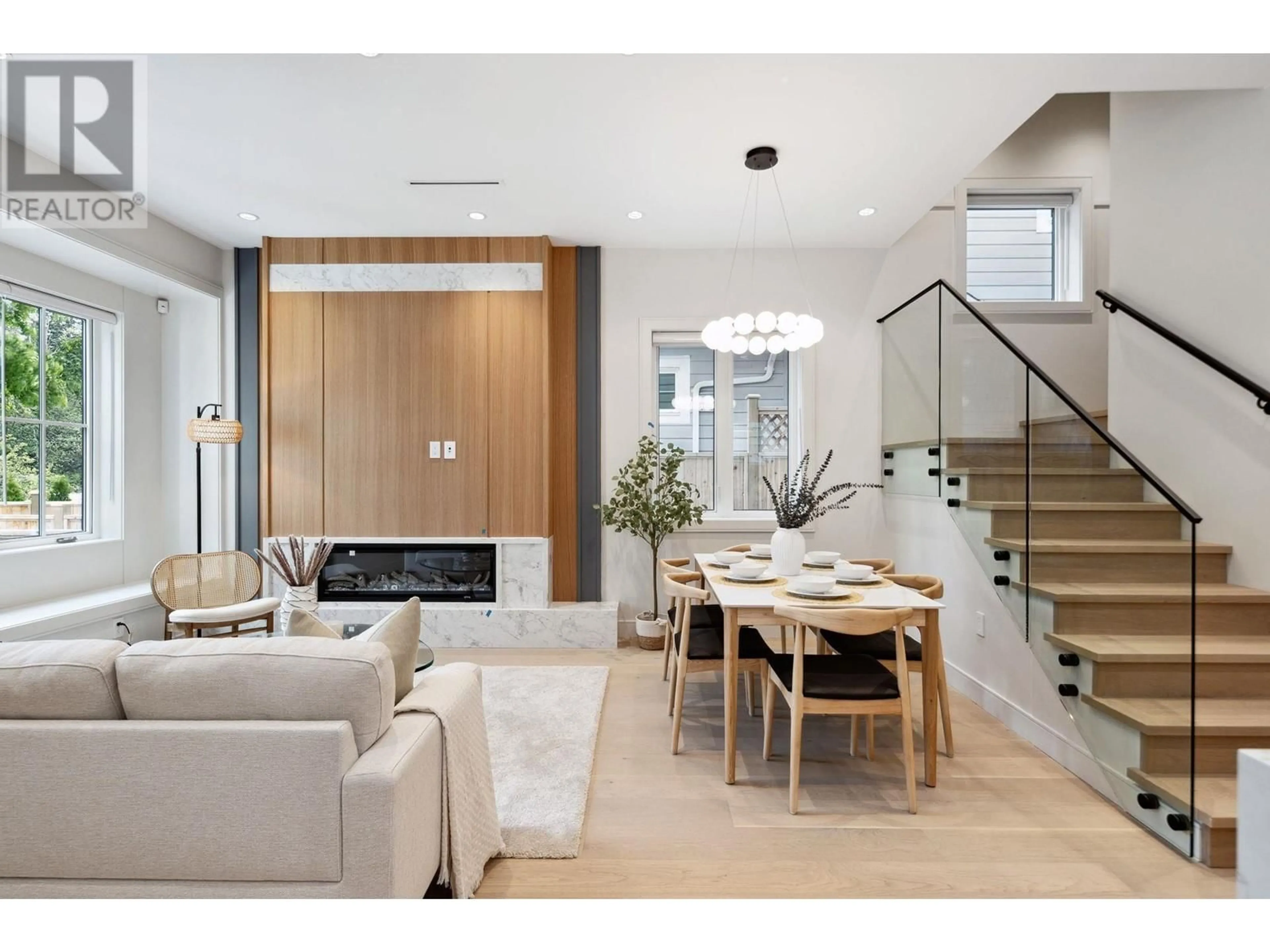 Living room, wood floors for 4417 W 16TH AVENUE, Vancouver British Columbia V6R3E7