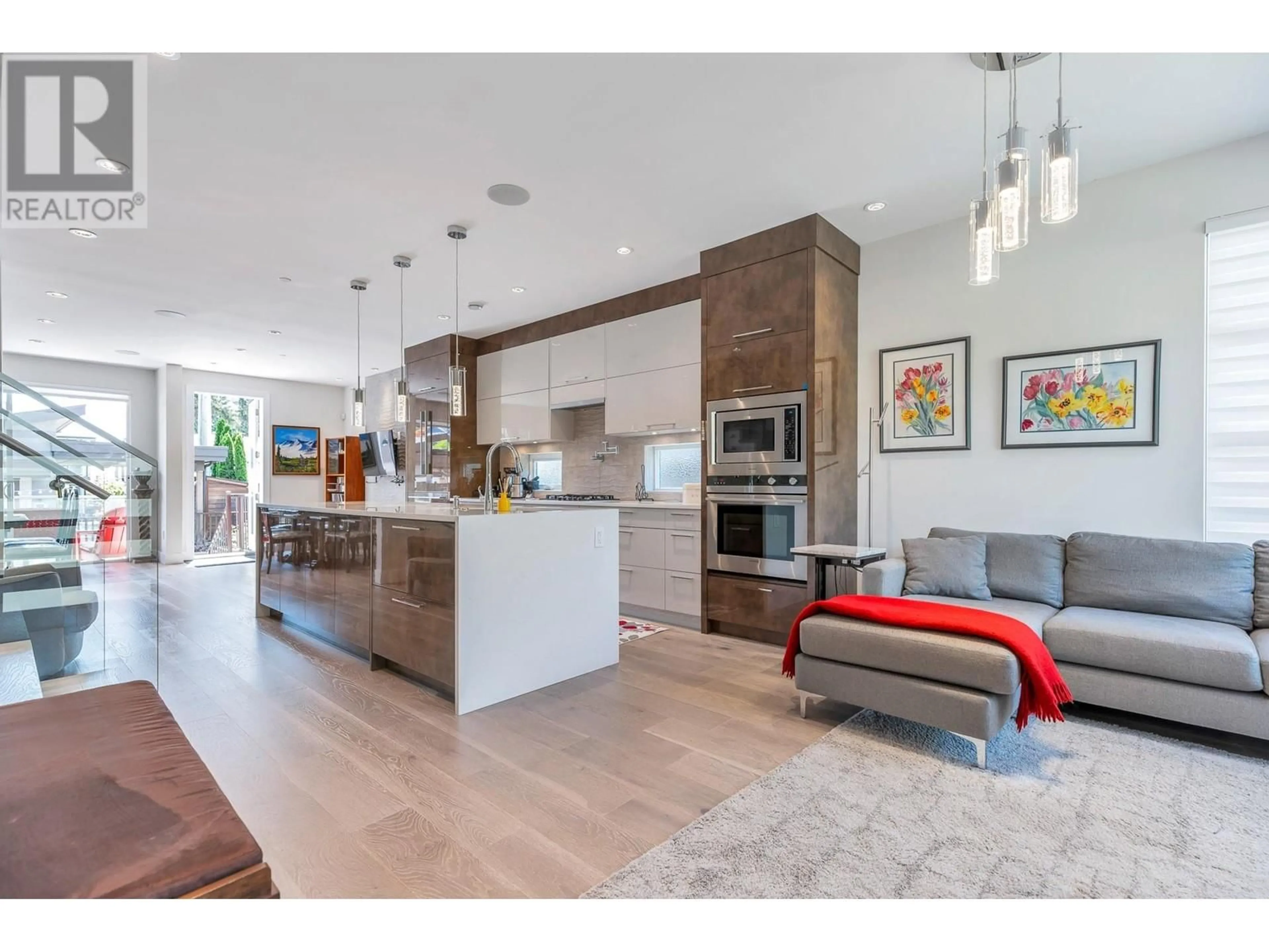 Open concept kitchen for 415 W KEITH ROAD, North Vancouver British Columbia V7M1M2