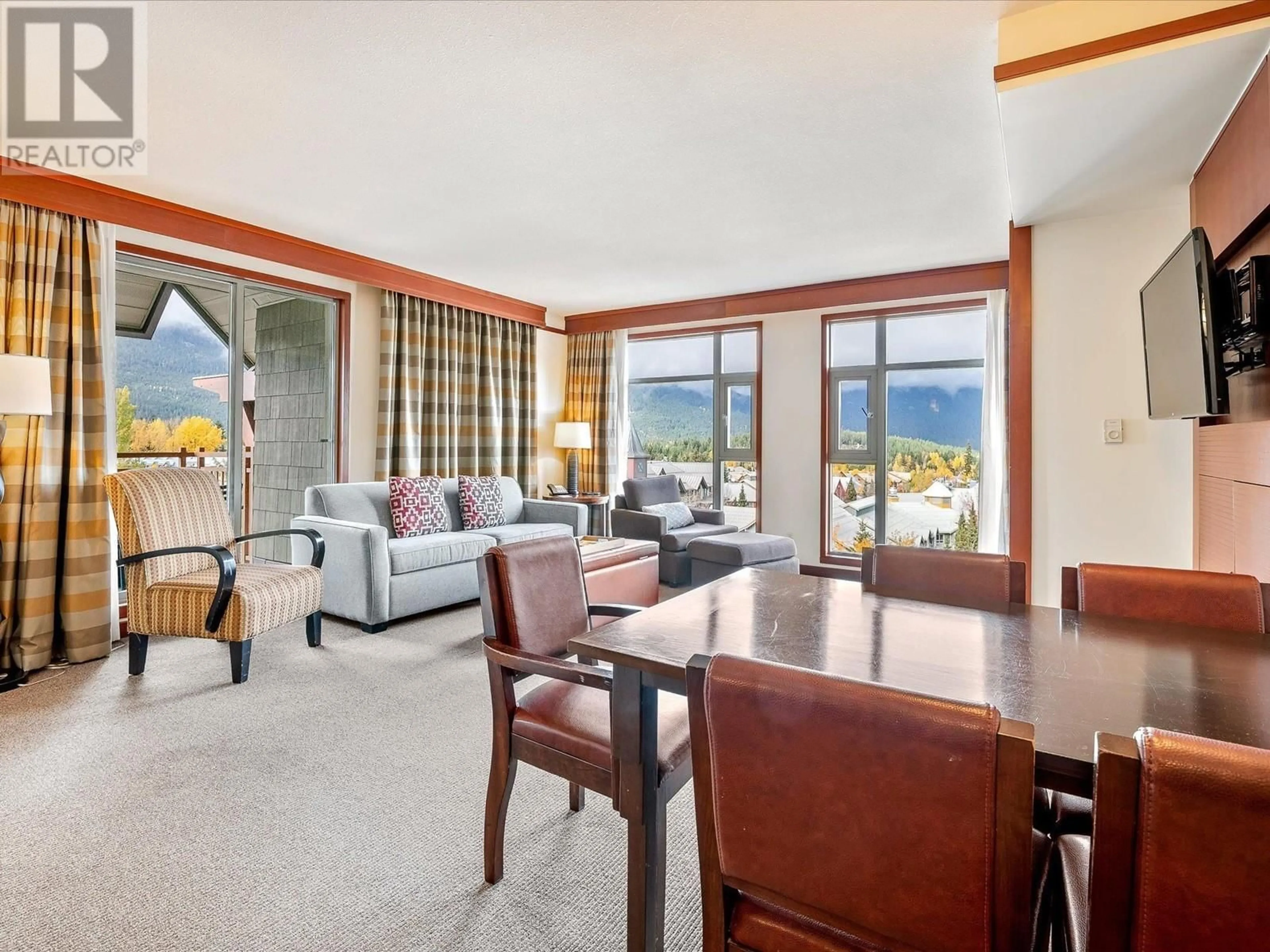 Living room, wood floors for 8804 4299 BLACKCOMB WAY, Whistler British Columbia V8E0X3