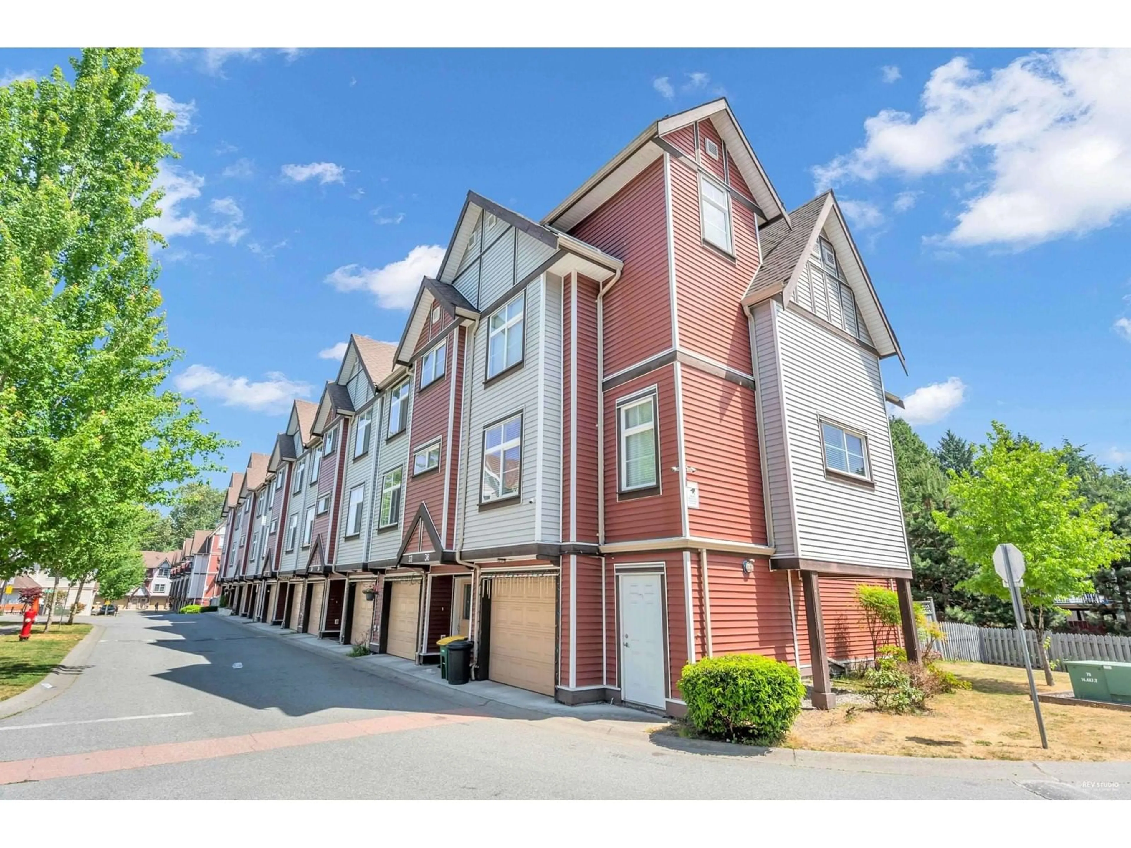 A pic from outside/outdoor area/front of a property/back of a property/a pic from drone, street for 38 - 9405 121, Surrey British Columbia V3V0A9