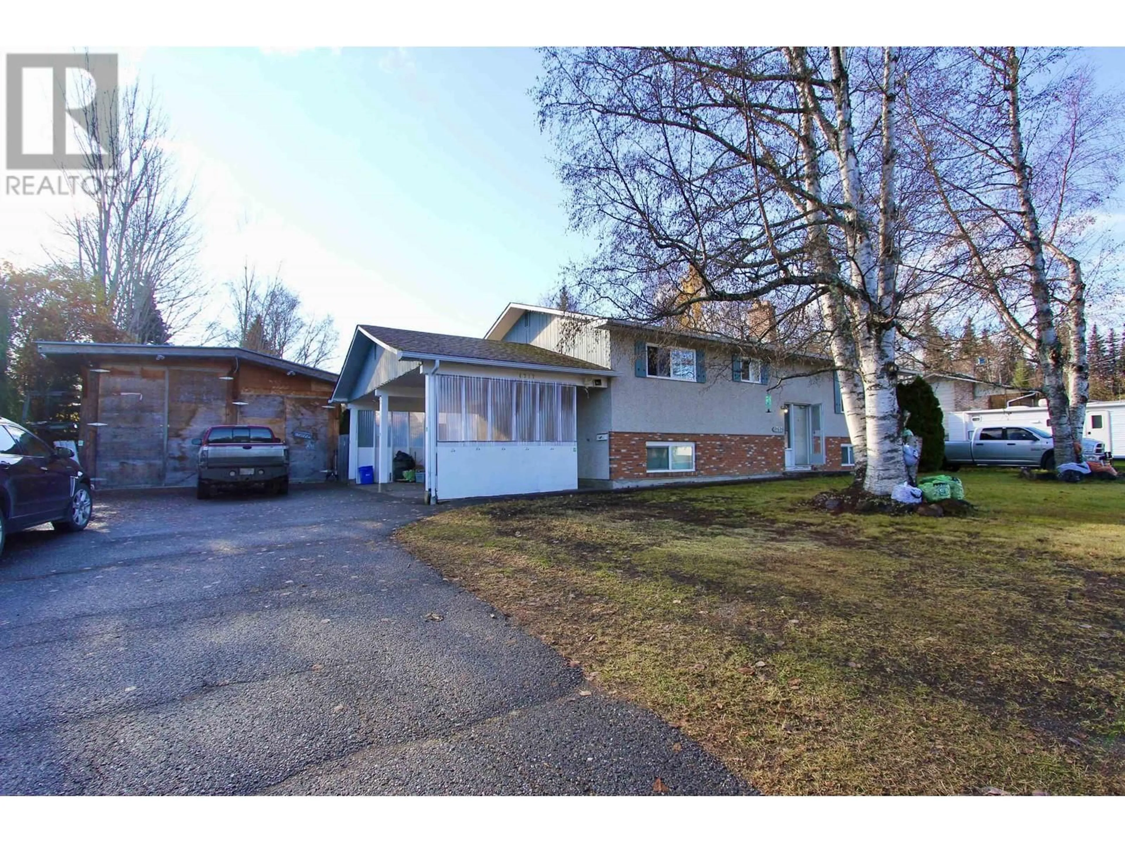 Frontside or backside of a home, the street view for 4717 HEATHER ROAD, Prince George British Columbia V2K2J3