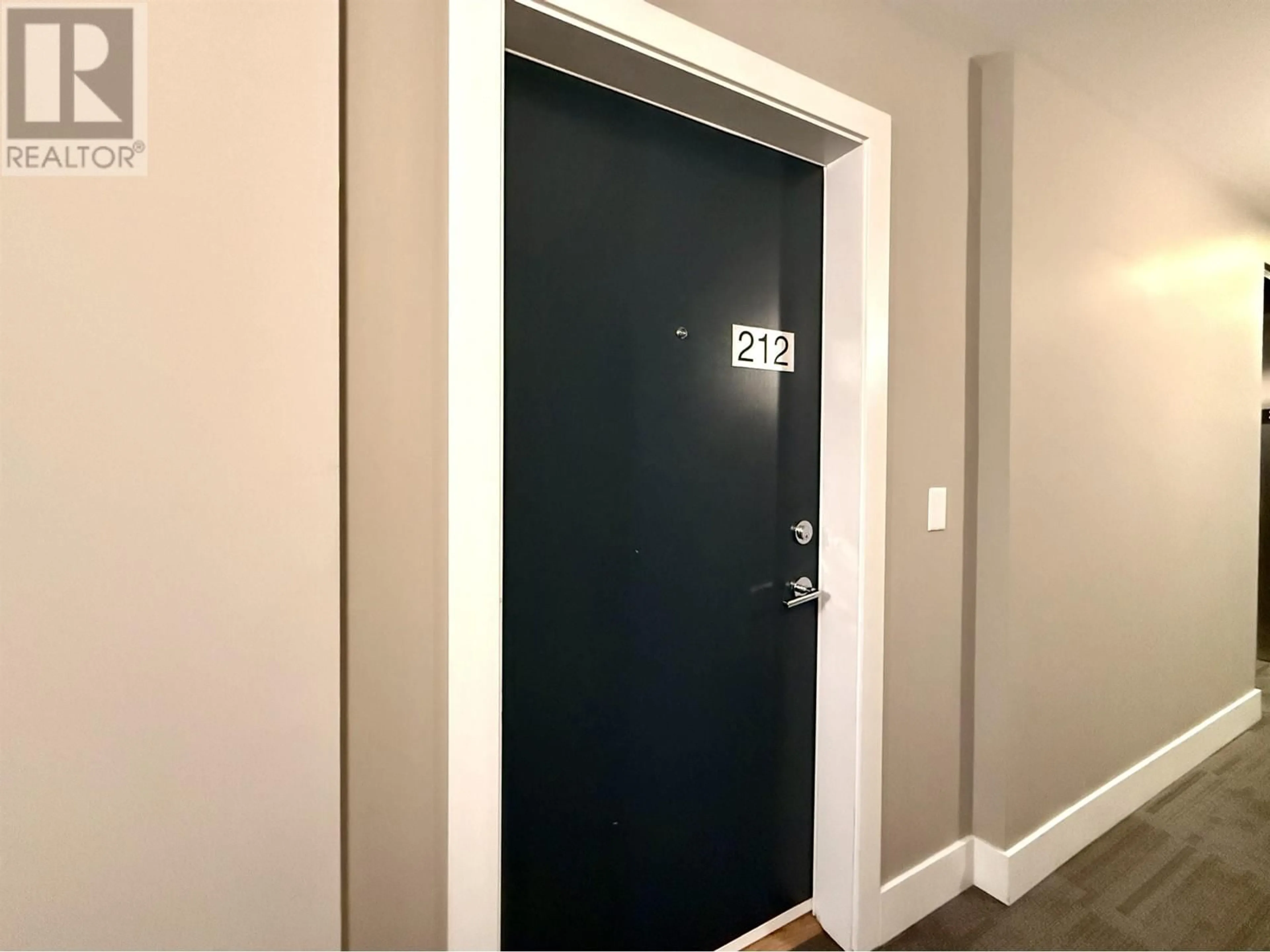 Indoor entryway, not visible floor for 212 717 BRESLAY STREET, Coquitlam British Columbia V3J0J3