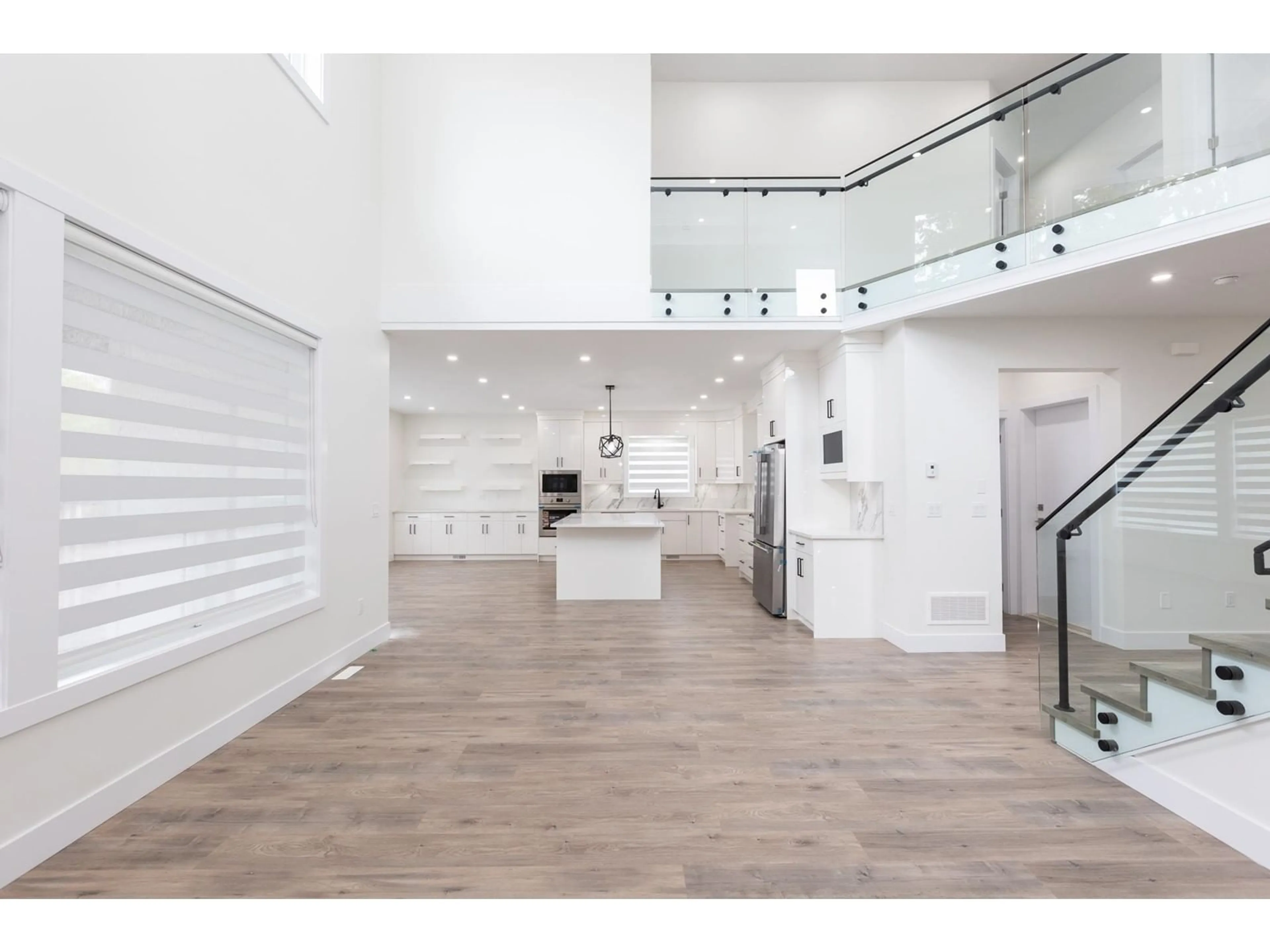 Indoor foyer, wood floors for 1 23809 OLD YALE ROAD, Langley British Columbia V2Z2K4