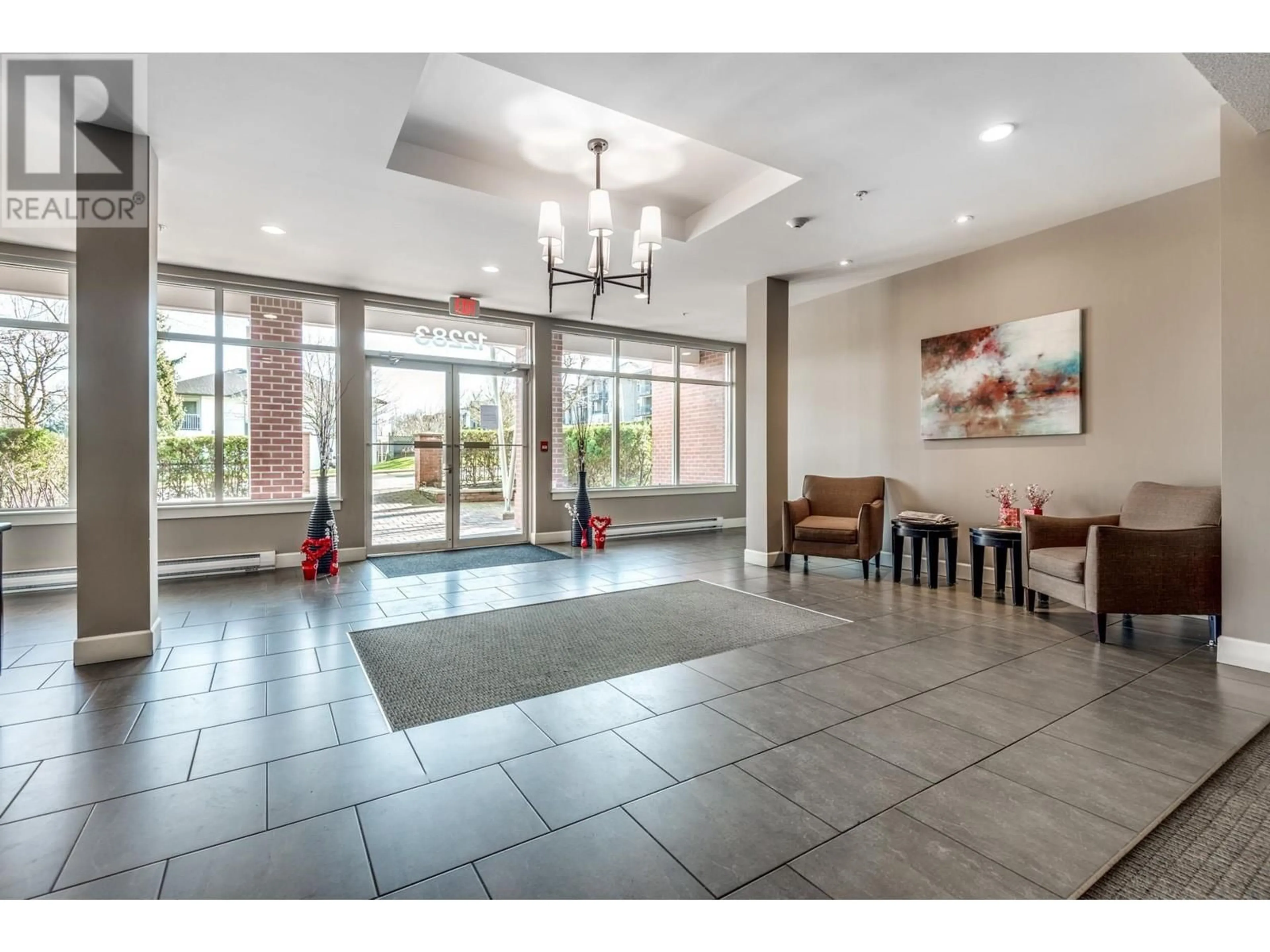 Indoor lobby for 106 12283 224 STREET, Maple Ridge British Columbia V2X8Z3