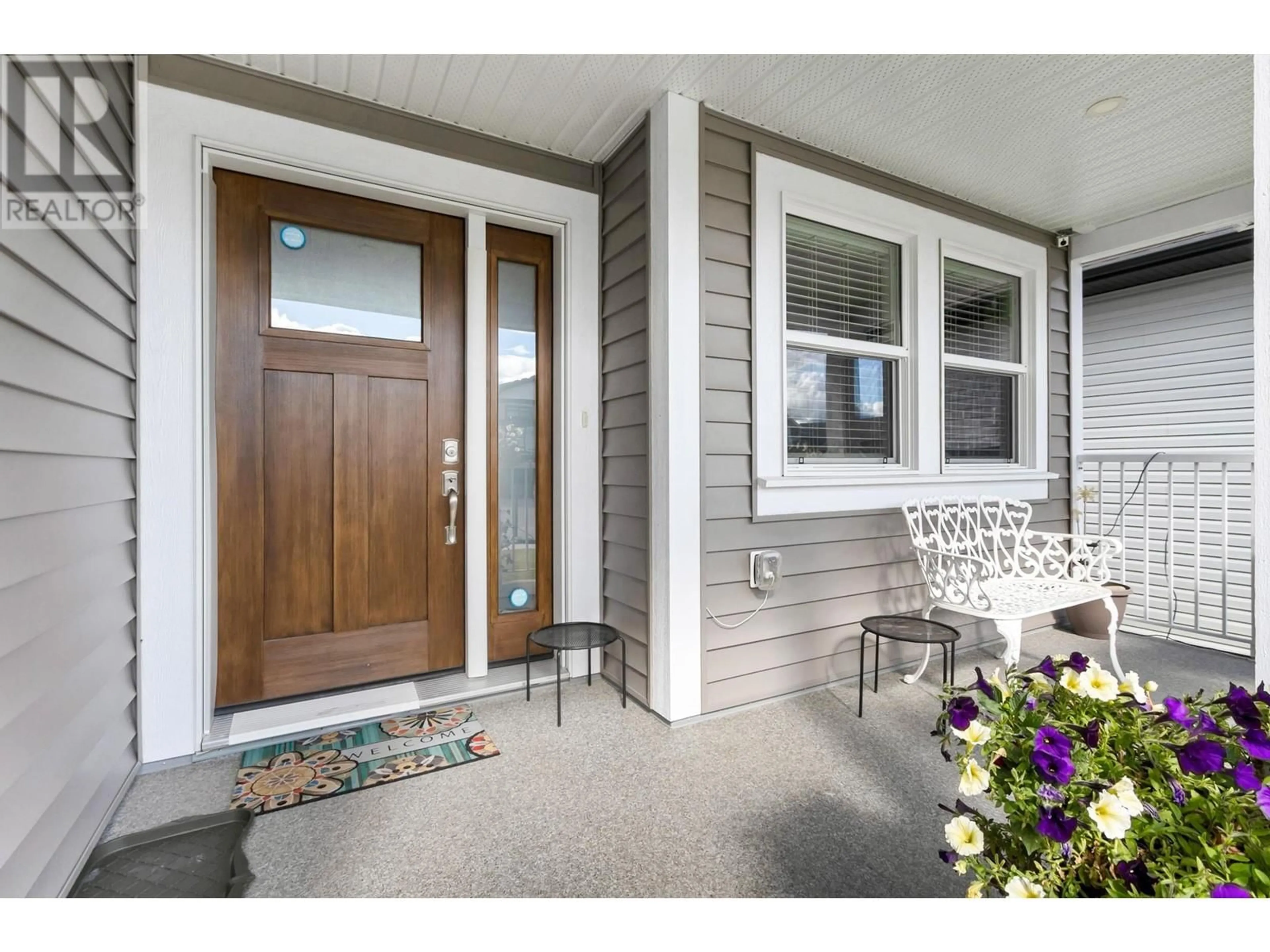 Indoor entryway, wood floors for 2929 VISTA RIDGE DRIVE, Prince George British Columbia V2N0G9