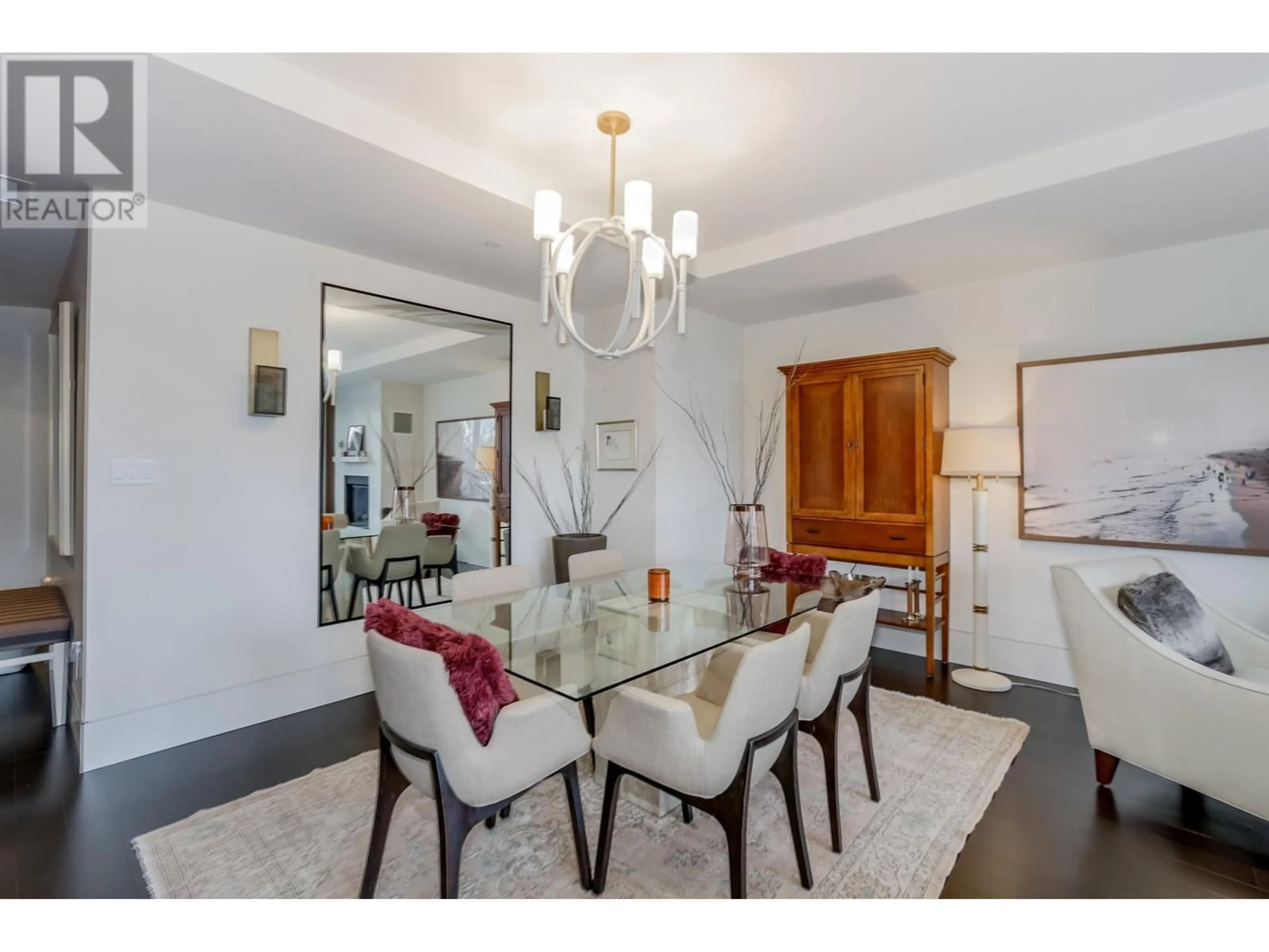 Dining room, wood floors for 303 1560 HOMER MEWS, Vancouver British Columbia V6Z0A5