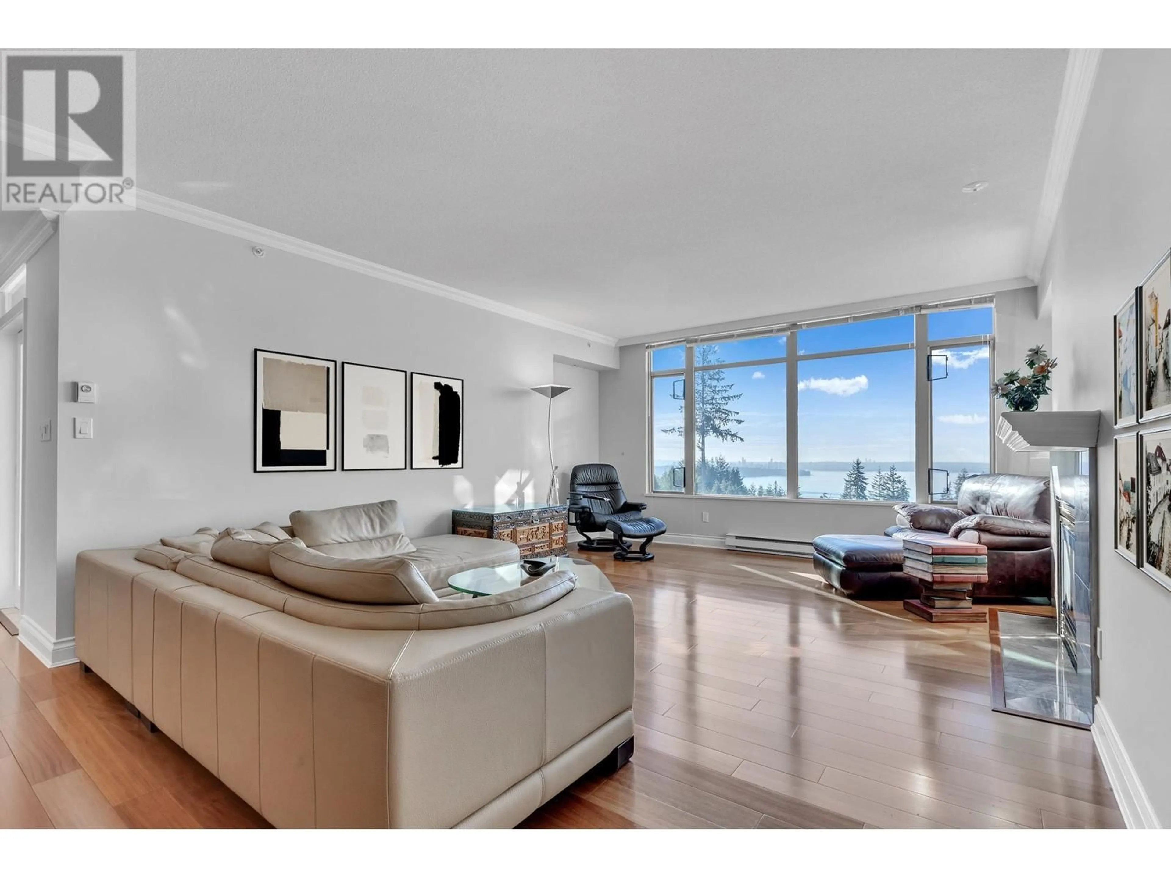 Living room, wood floors for 403 3131 DEER RIDGE DRIVE, West Vancouver British Columbia V7S4W1