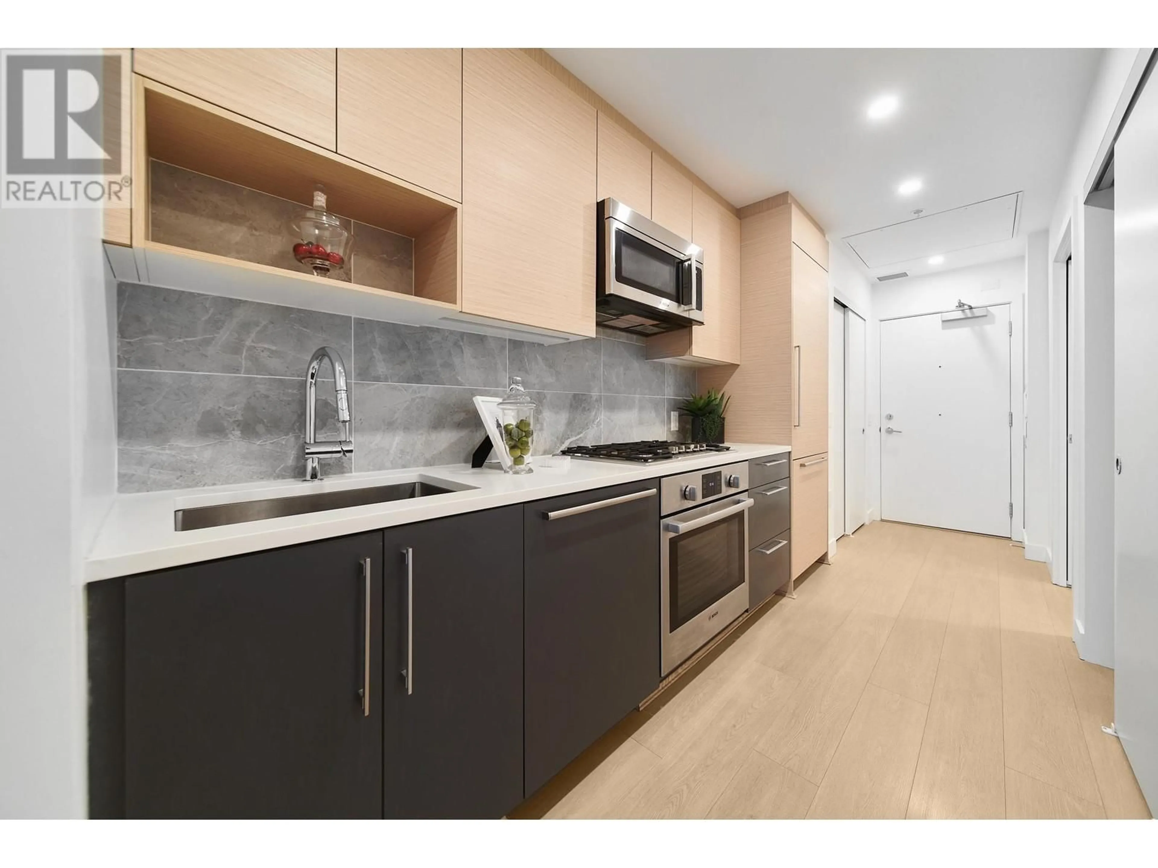 Standard kitchen for 410 8888 OSLER STREET, Vancouver British Columbia V6P4G2