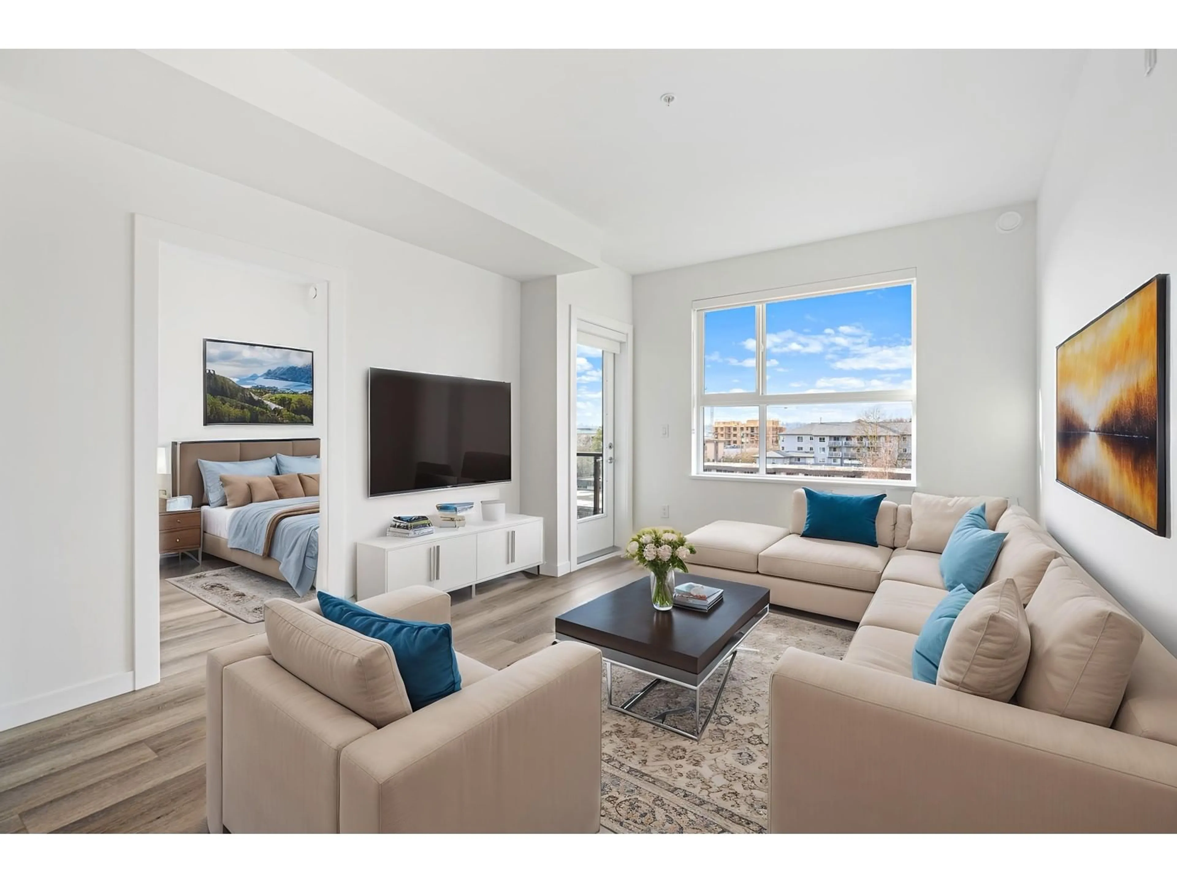 Living room, wood floors for 401 20695 EASTLEIGH CRESCENT, Langley British Columbia V3A0P7