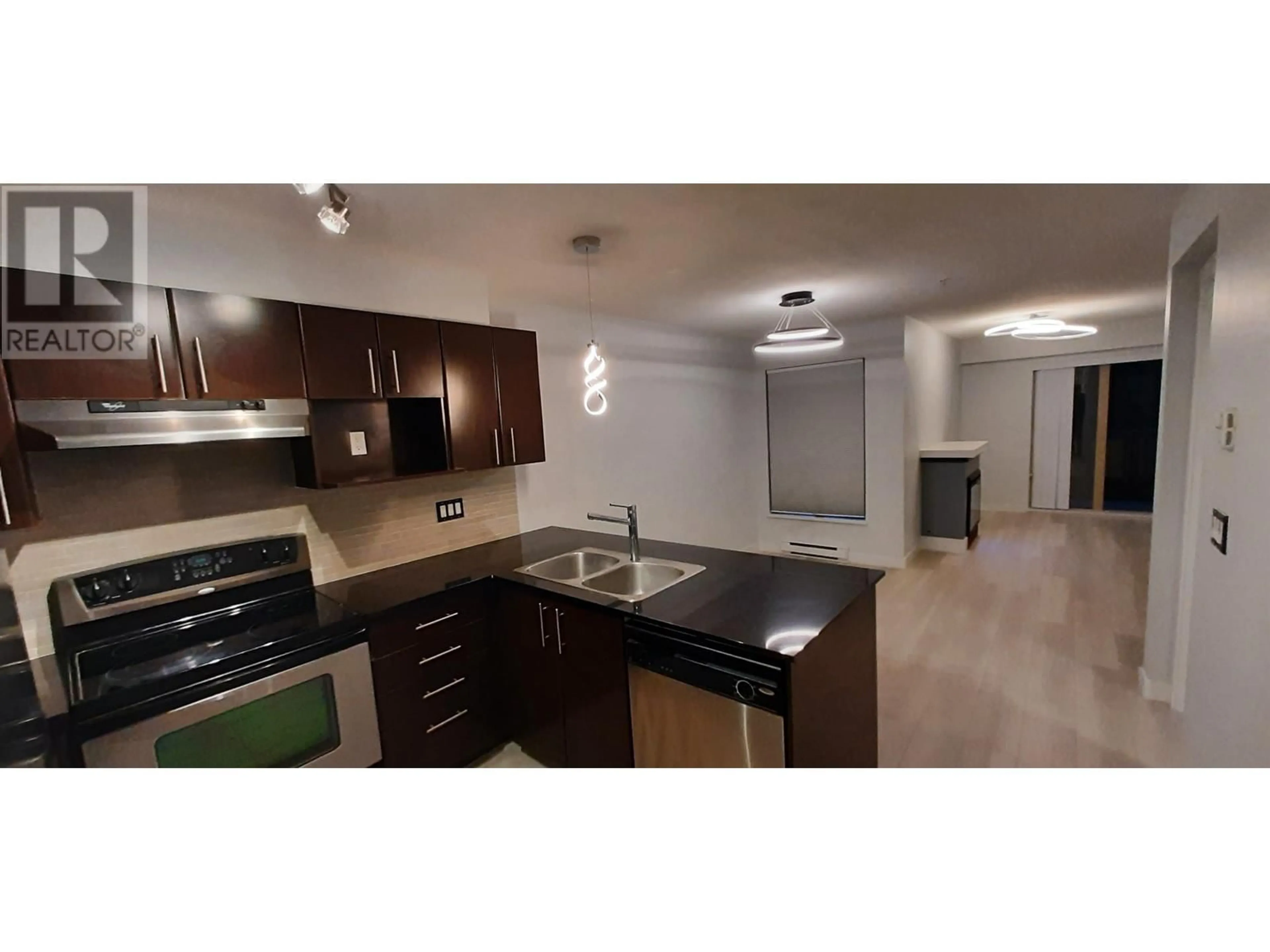 Standard kitchen, not visible floor for 327 1633 MACKAY AVENUE, North Vancouver British Columbia V7P0A2