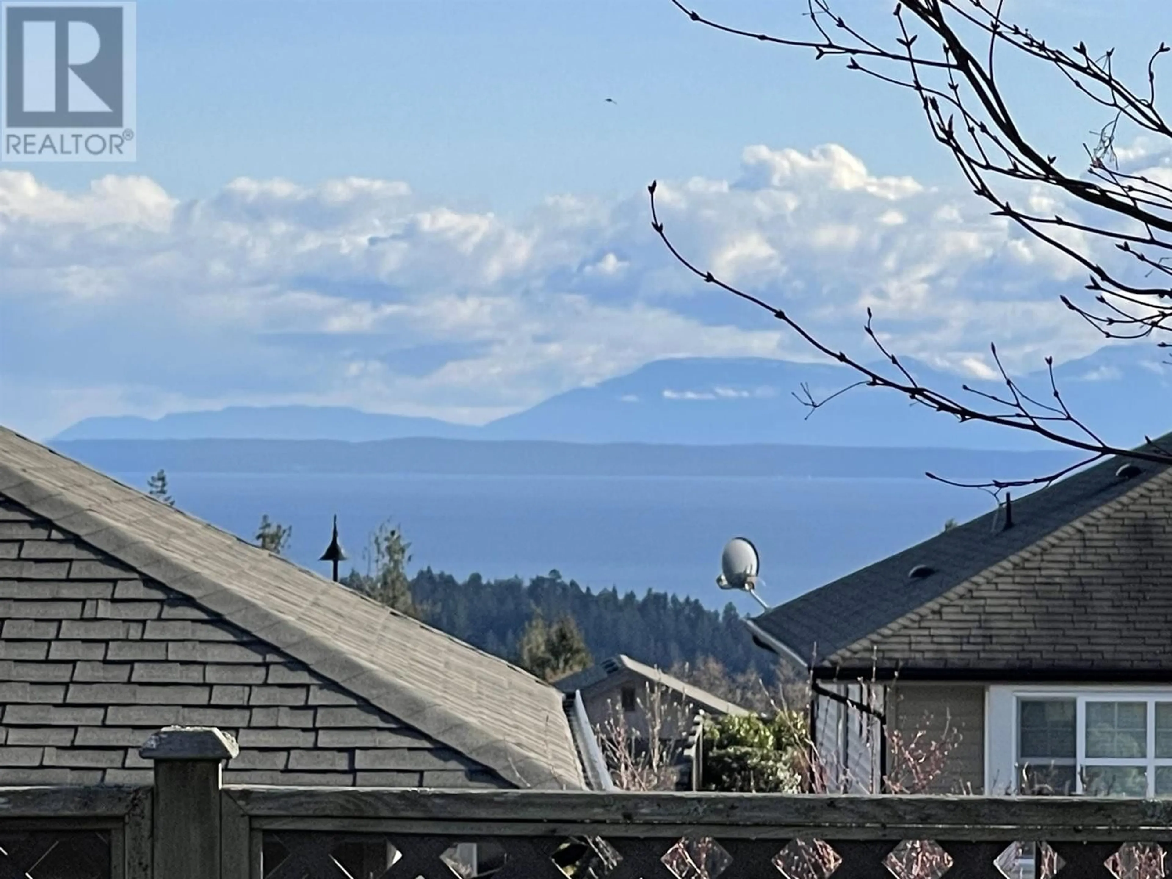 Frontside or backside of a home, the view of mountain for 6257 KEVINS ROAD, Sechelt British Columbia V7Z0V2