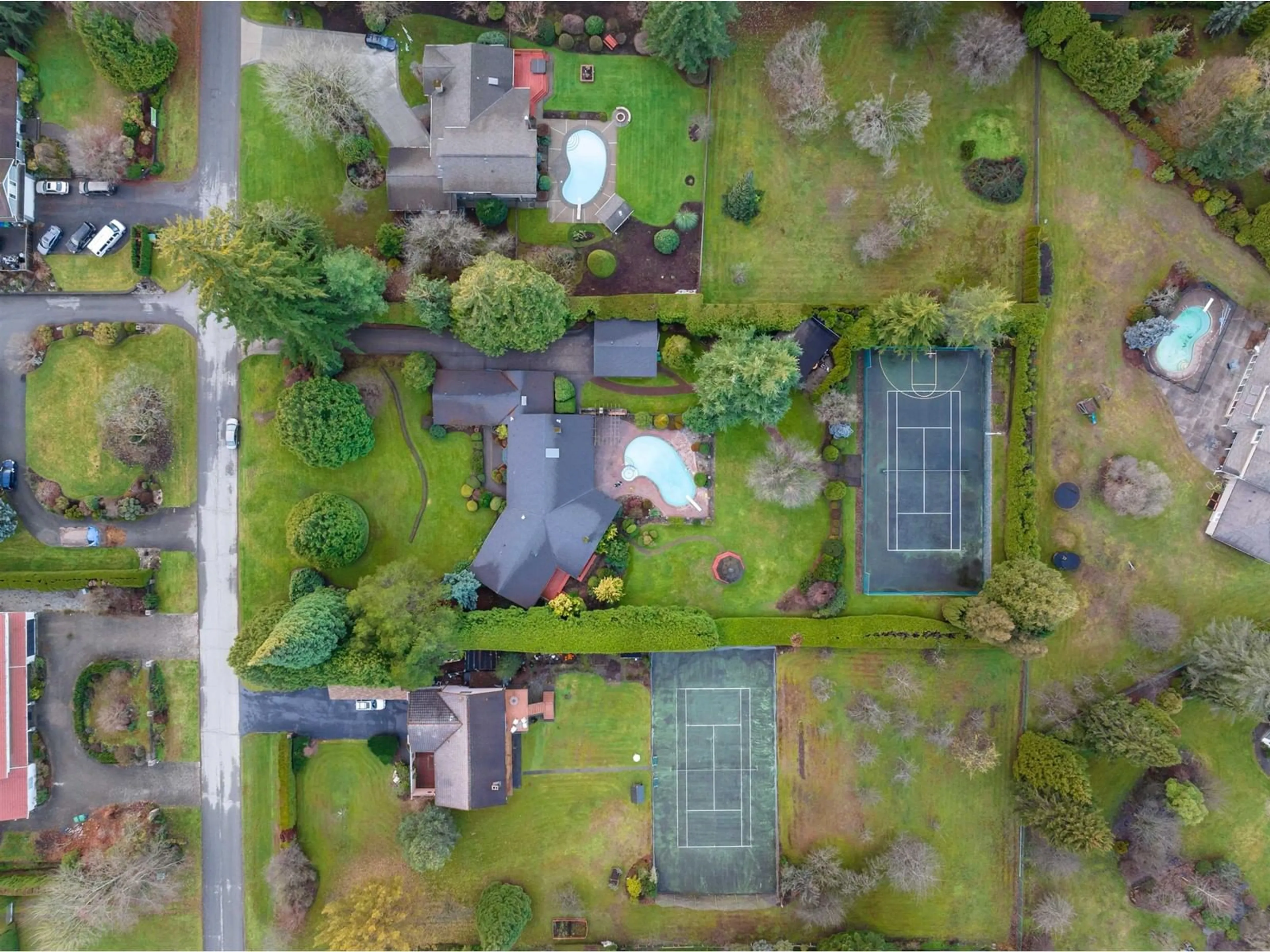 A pic from outside/outdoor area/front of a property/back of a property/a pic from drone, street for 17379 101, Surrey British Columbia V4N4L7