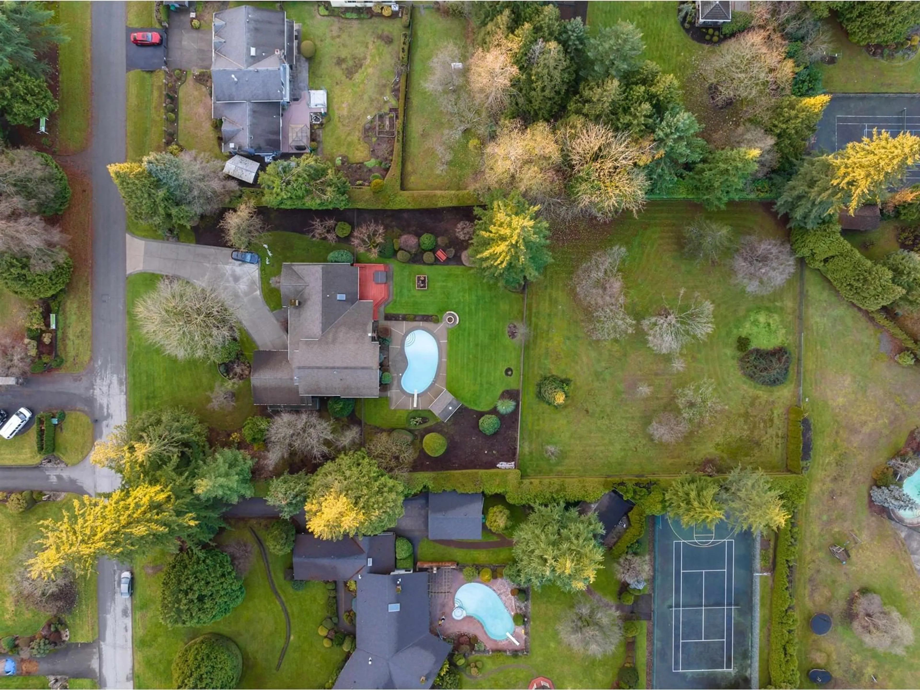 A pic from outside/outdoor area/front of a property/back of a property/a pic from drone, street for 17379 101, Surrey British Columbia V4N4L7