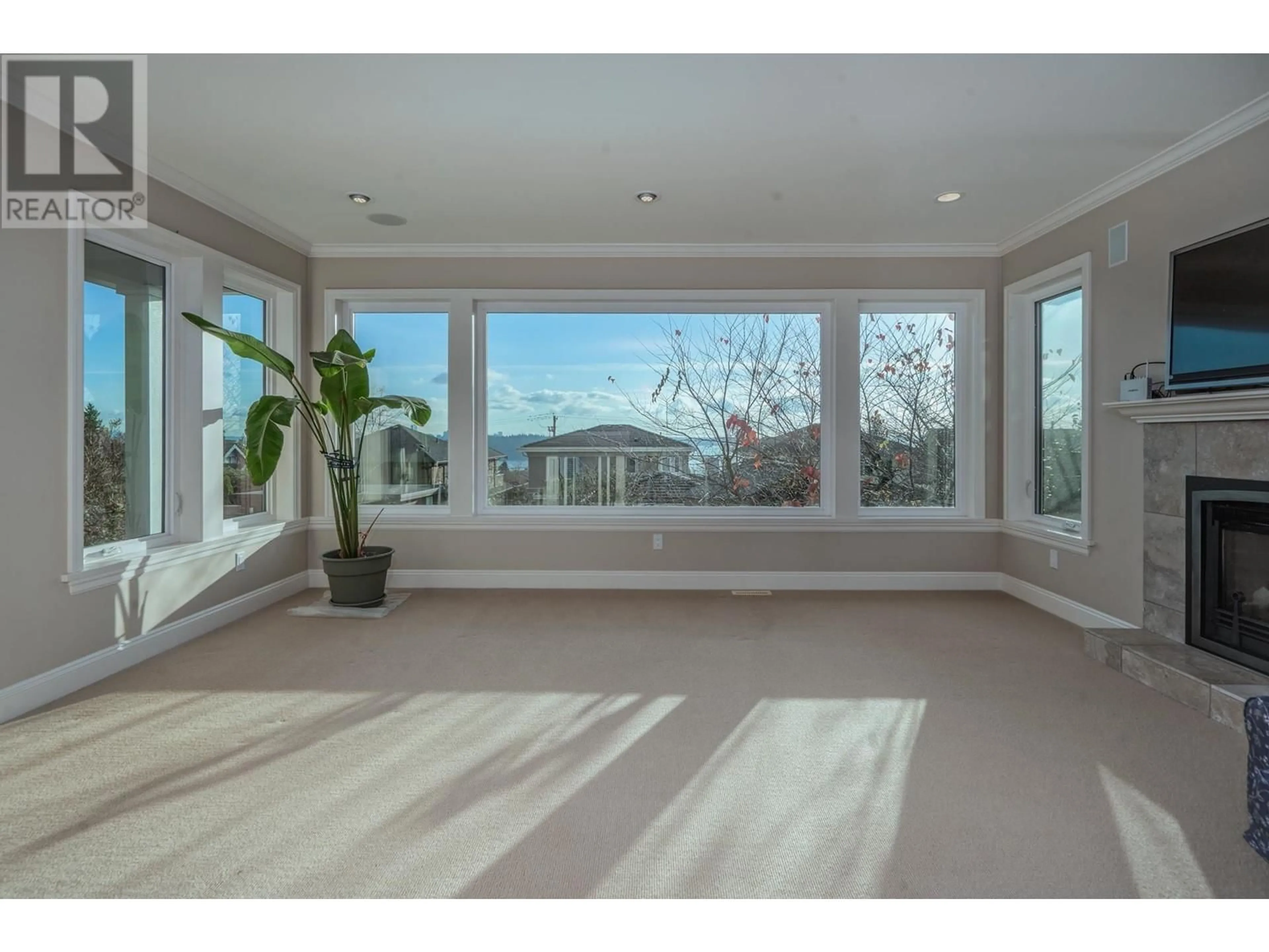 A pic of a room, wood floors for 1460 NELSON AVENUE, West Vancouver British Columbia V7T2G8