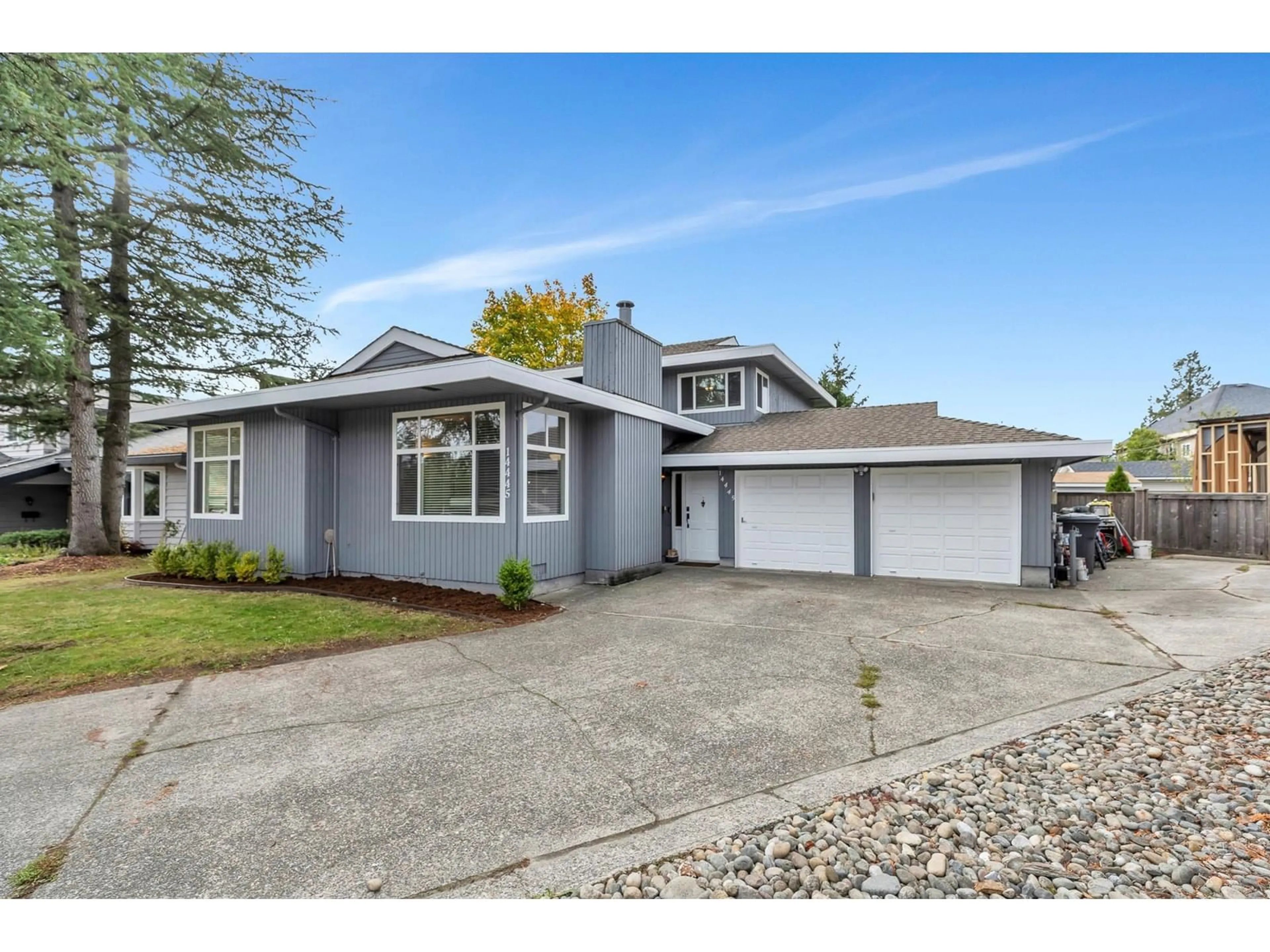 Frontside or backside of a home, the street view for 14445 CHARTWELL DRIVE, Surrey British Columbia V3S5E3