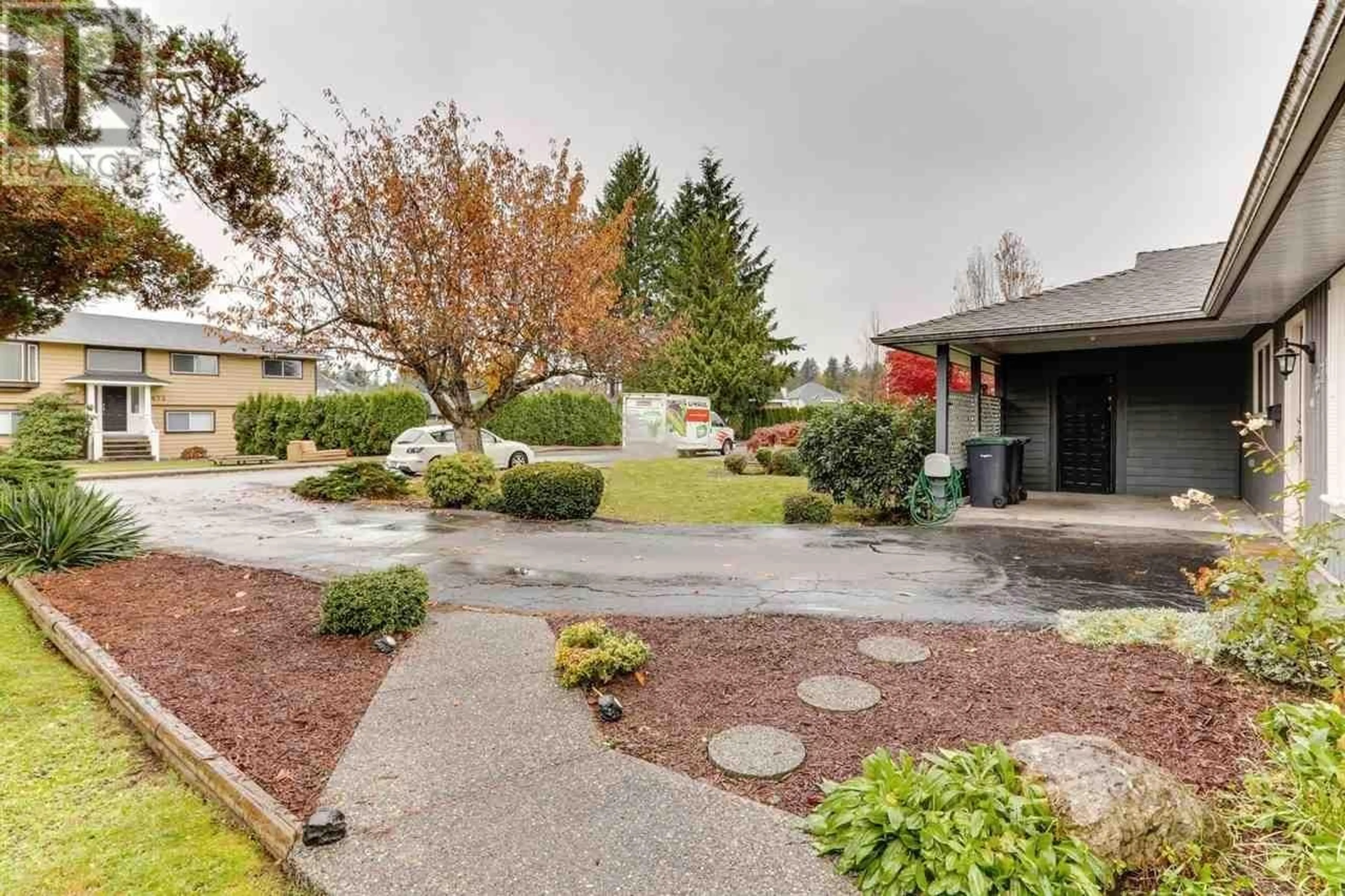 Patio, the fenced backyard for 671 CYPRESS STREET, Coquitlam British Columbia V3J6L3