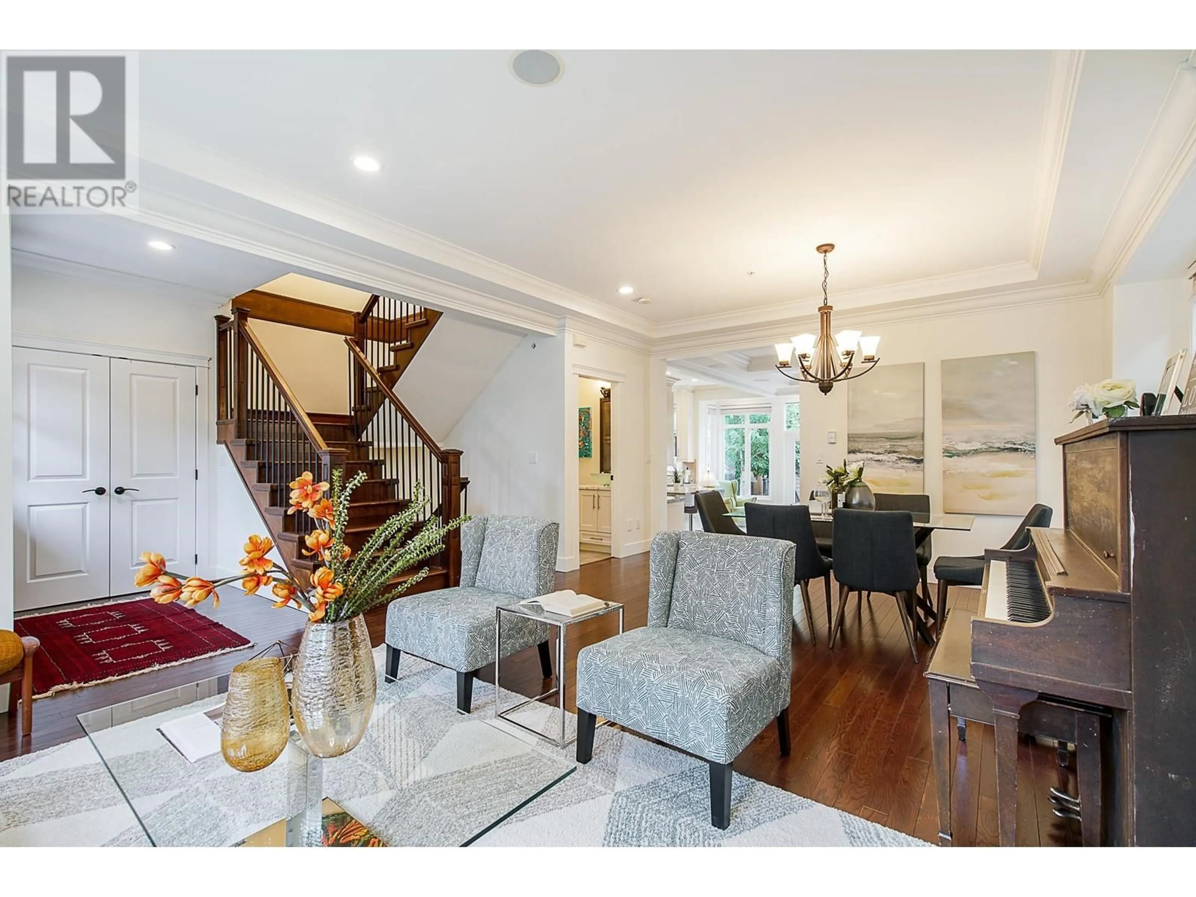 Living room, wood floors for 439 46 AVENUE, Vancouver British Columbia V5W2A1