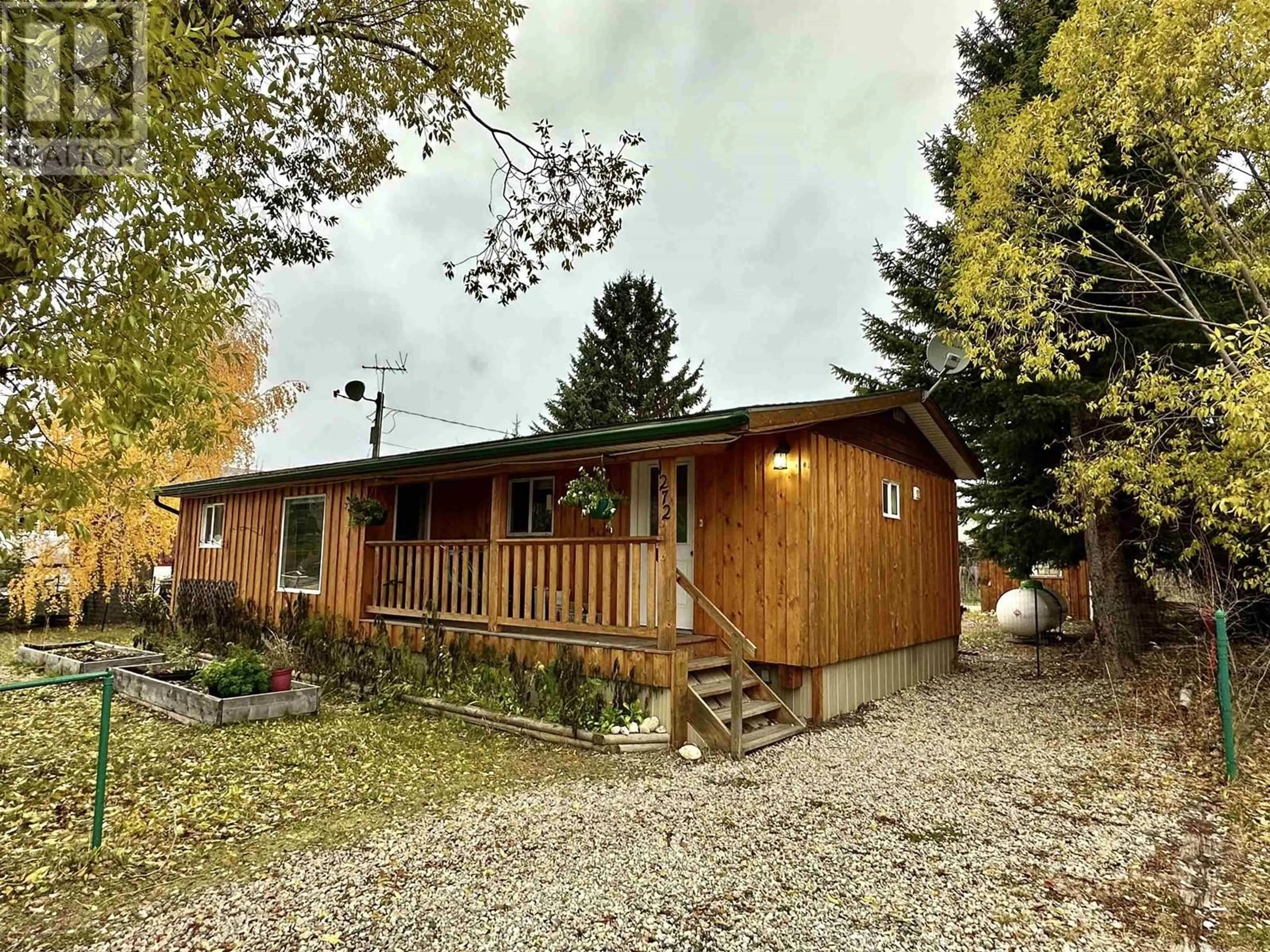 A pic from outside/outdoor area/front of a property/back of a property/a pic from drone, street for 1272 3RD AVENUE, Valemount British Columbia V0E2Z0